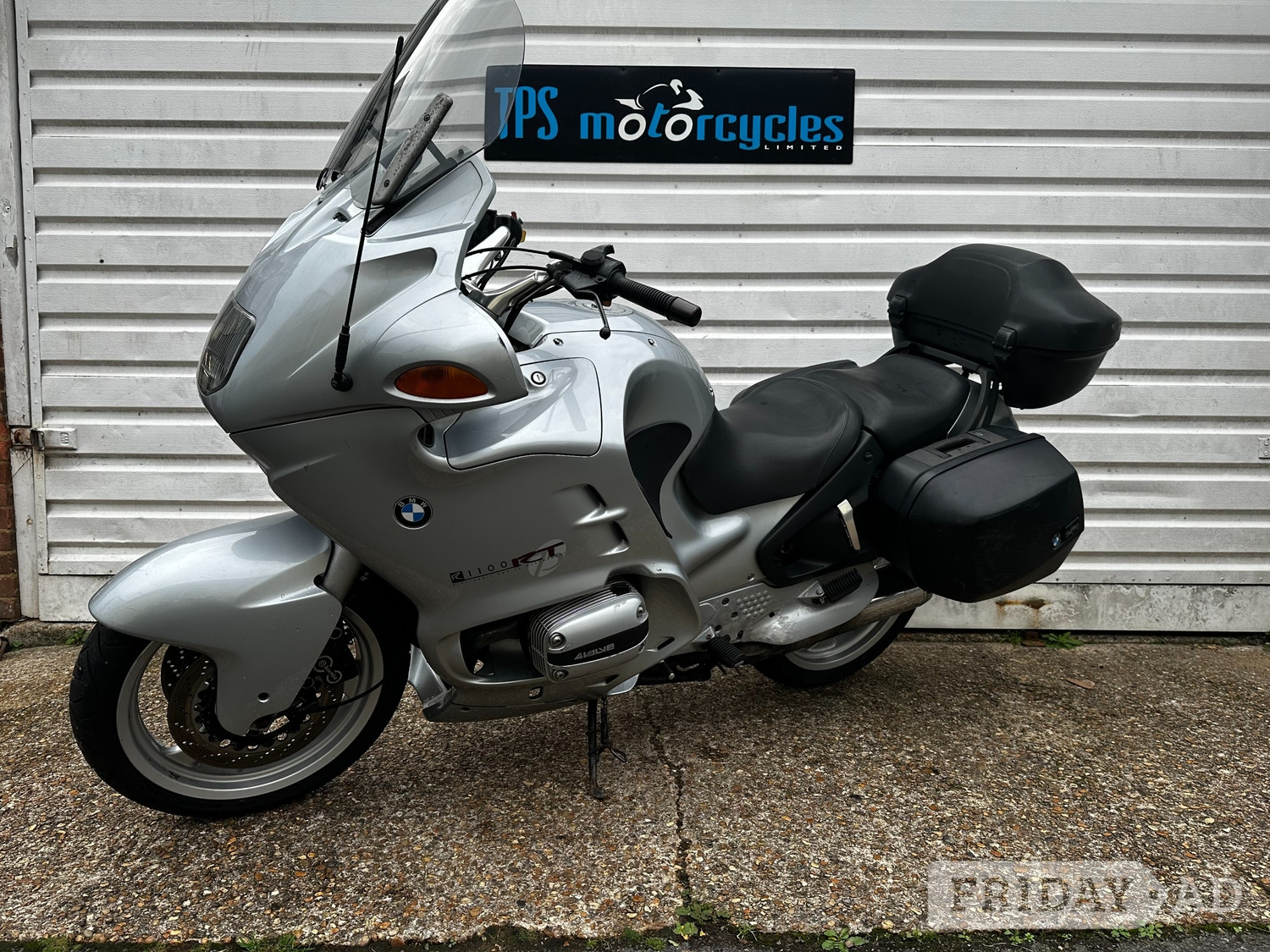 BMW R1100 1998 - Motorbikes, Scooters & Quads