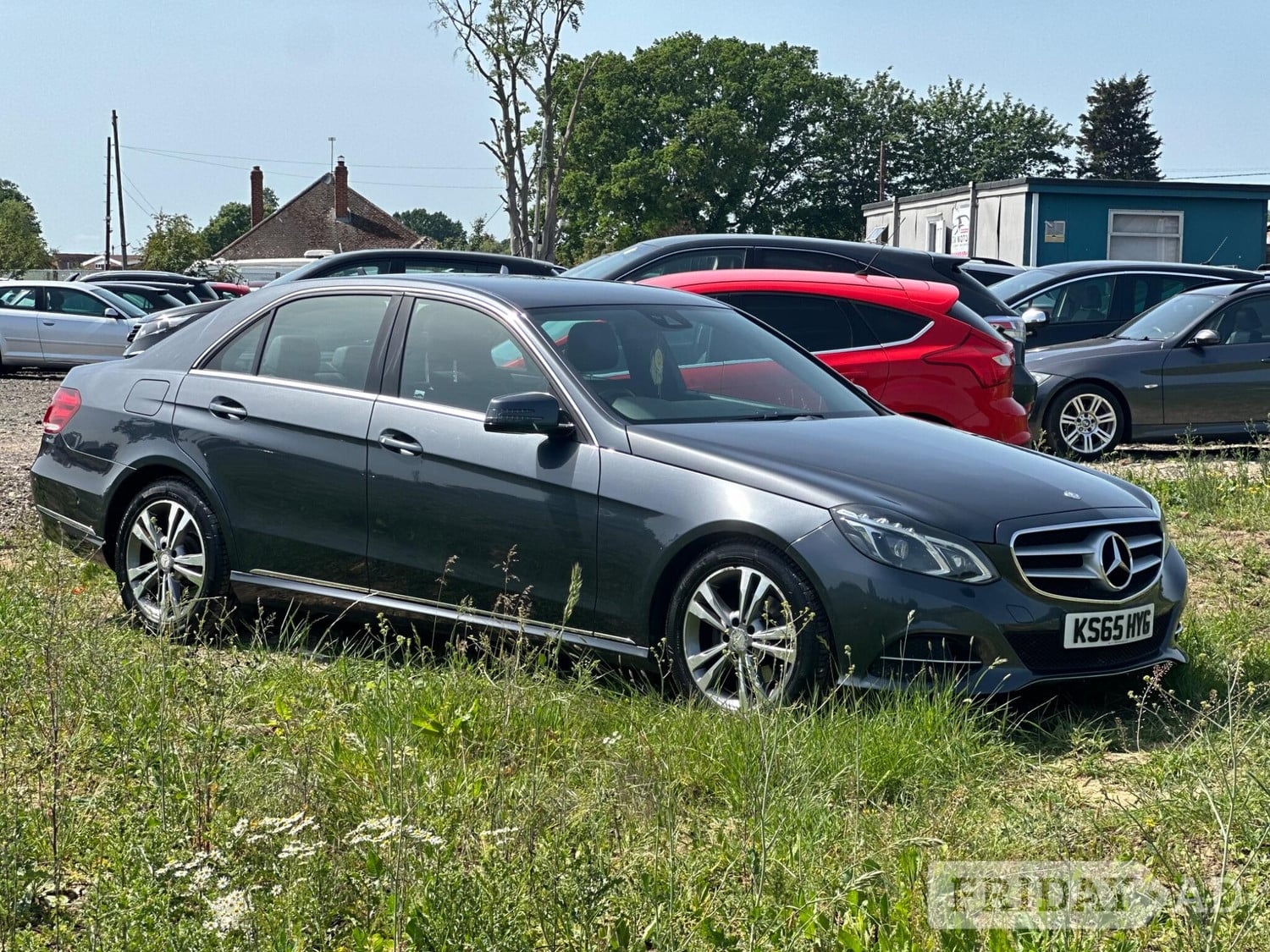 [ berth ]Mercedes-Benz E Class