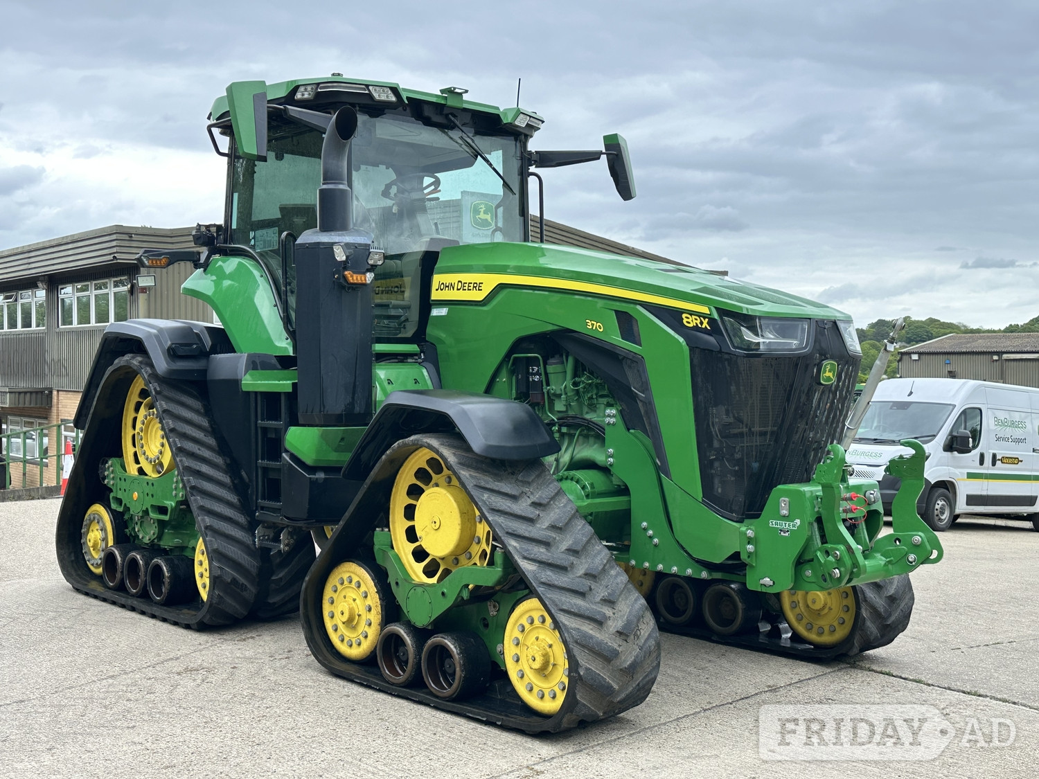 [ berth ]John Deere 8RX 370