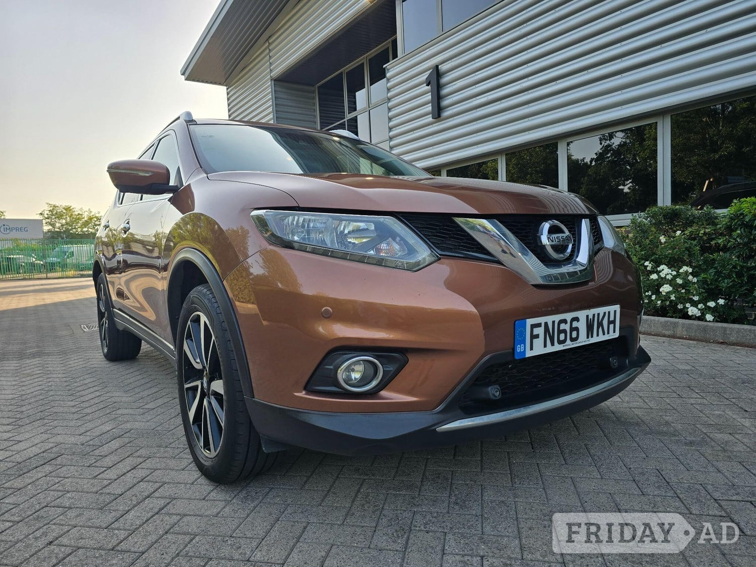 Nissan X-Trail 2016 in Camberley