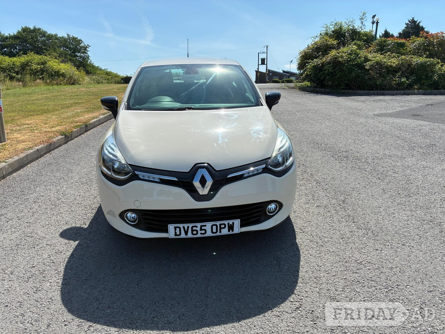 Renault Clio 2015 - Cars