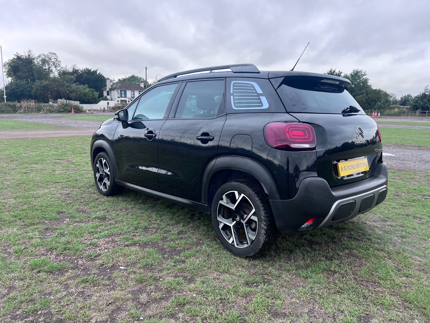 [ berth ]Citroen C3 Aircross