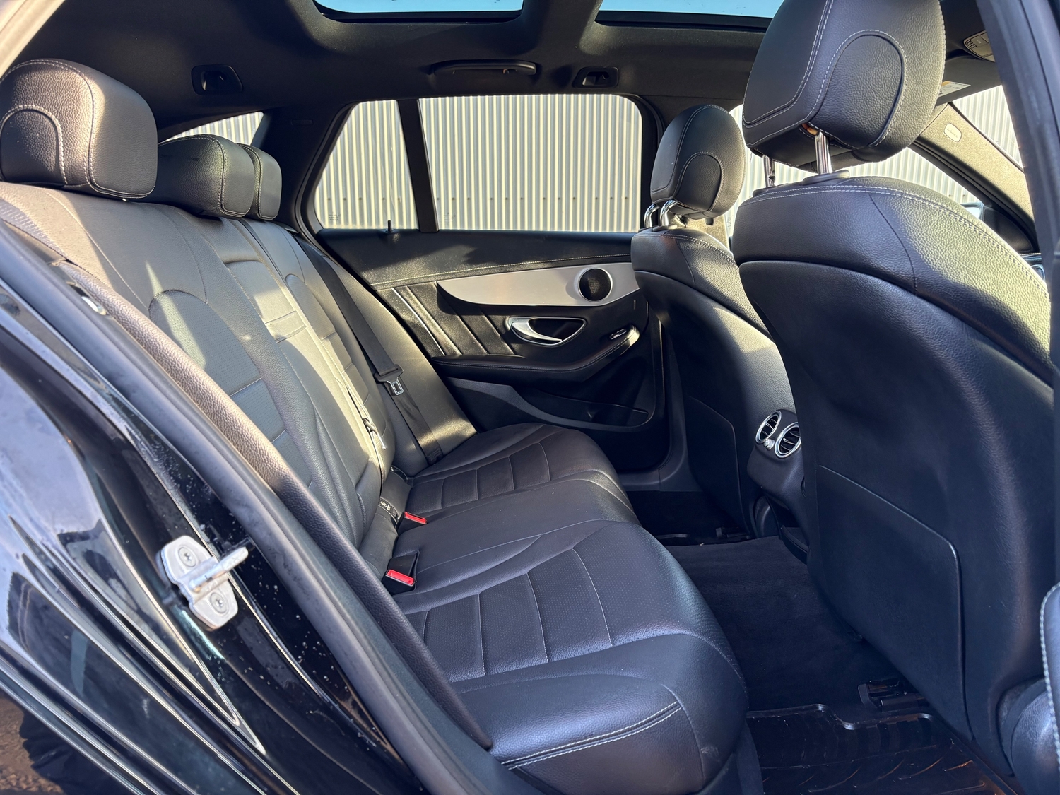Mercedes-Benz C Class 2015 - Cars