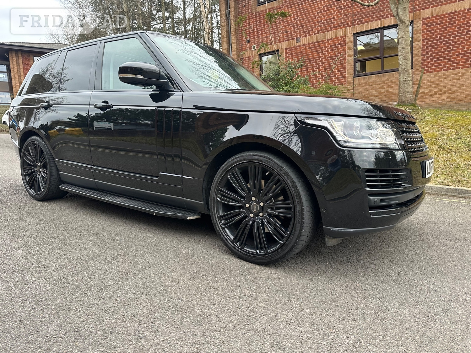 Land Rover Range Rover 2017 - Cars