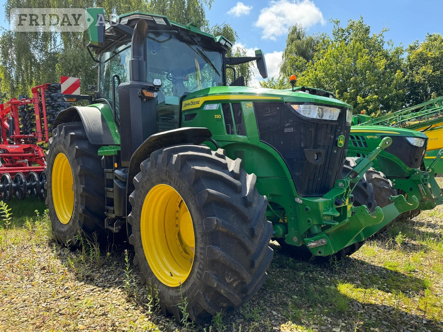 [ berth ]John Deere 7R 330
