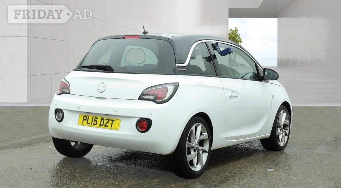 [ berth ]Vauxhall Adam