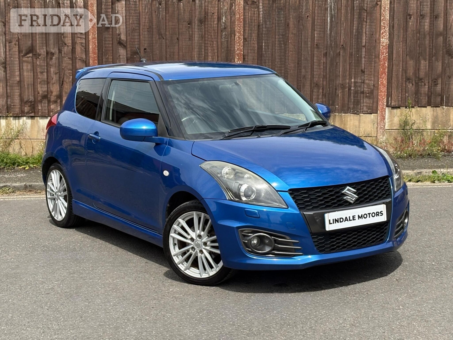 Suzuki Swift 2012 in Oldham