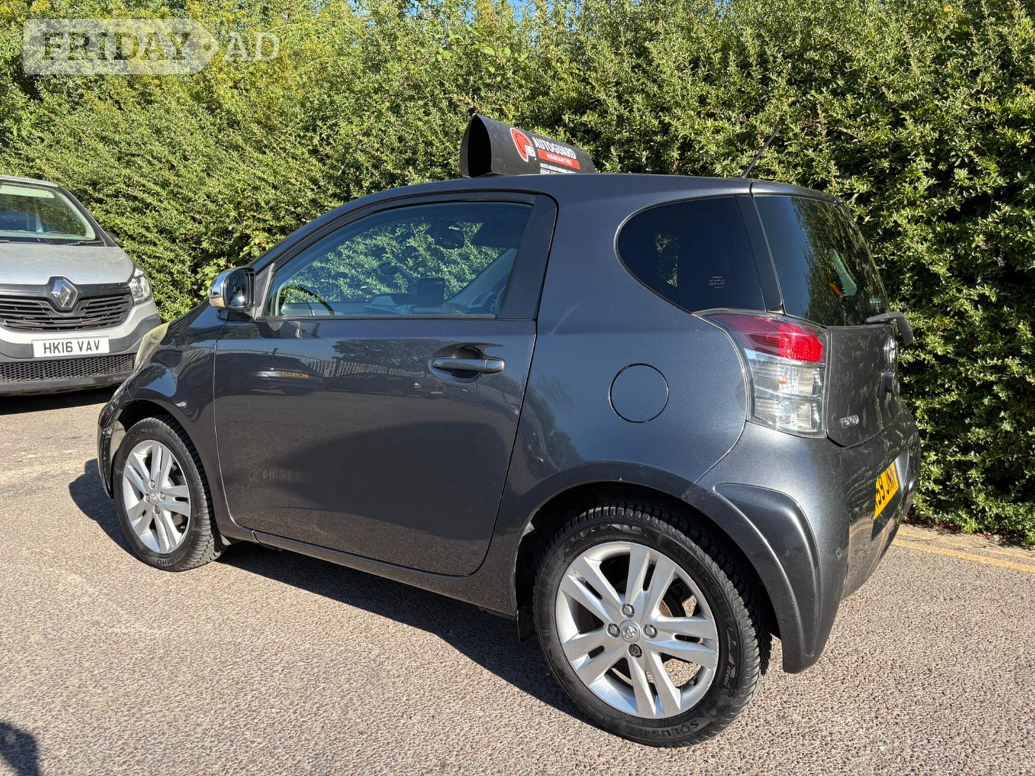 [ berth ]Toyota IQ