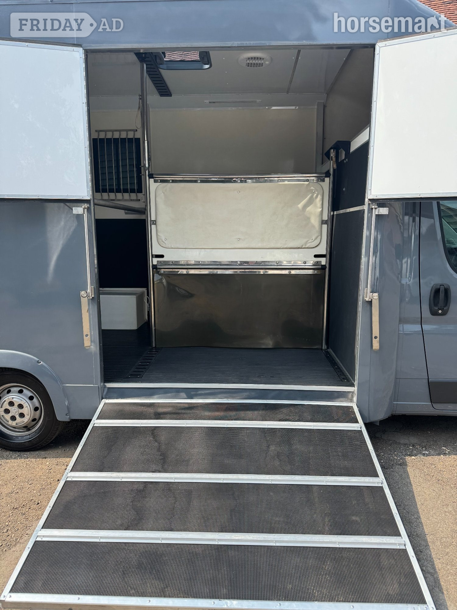 Other  Peugeot Horsebox - Trailers & Horseboxes in Rudgwick