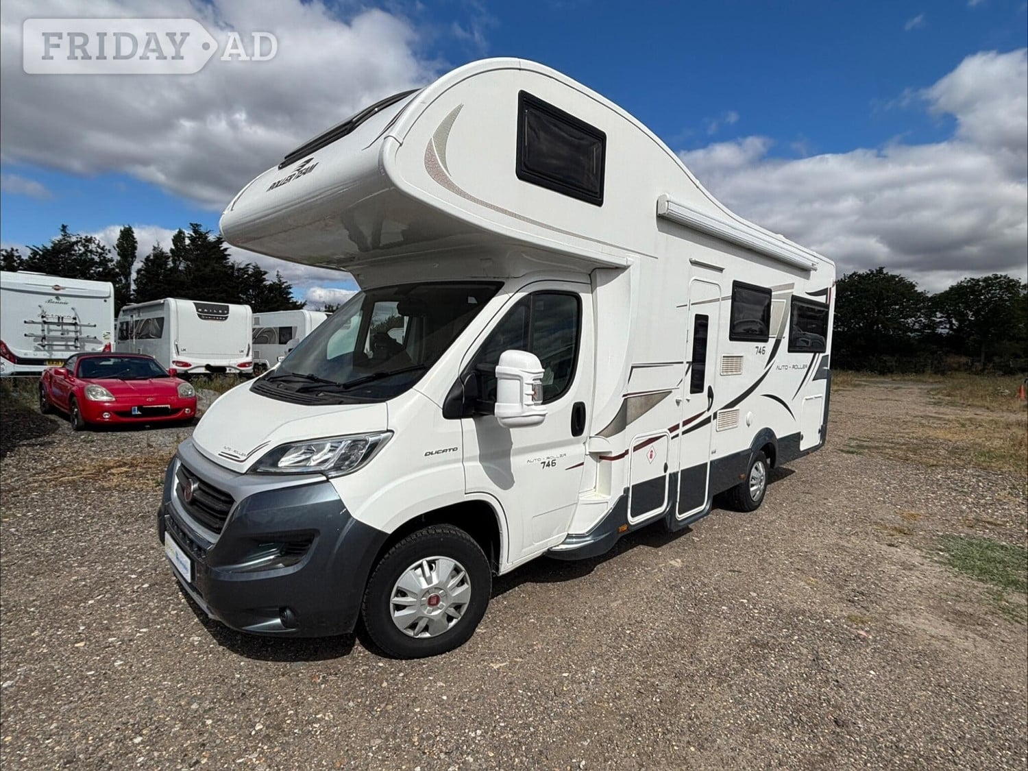 Roller Team Auto-Roller 746 2018 for sale in Long Melford