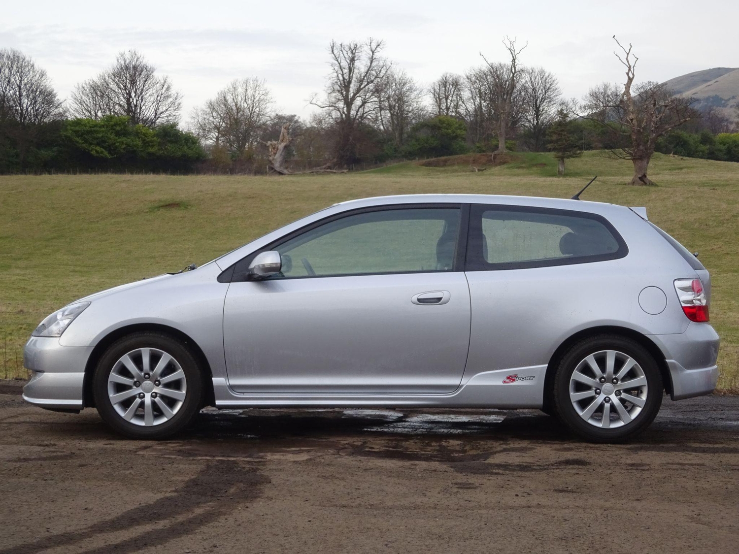Honda Civic 2004 - Cars in Leven