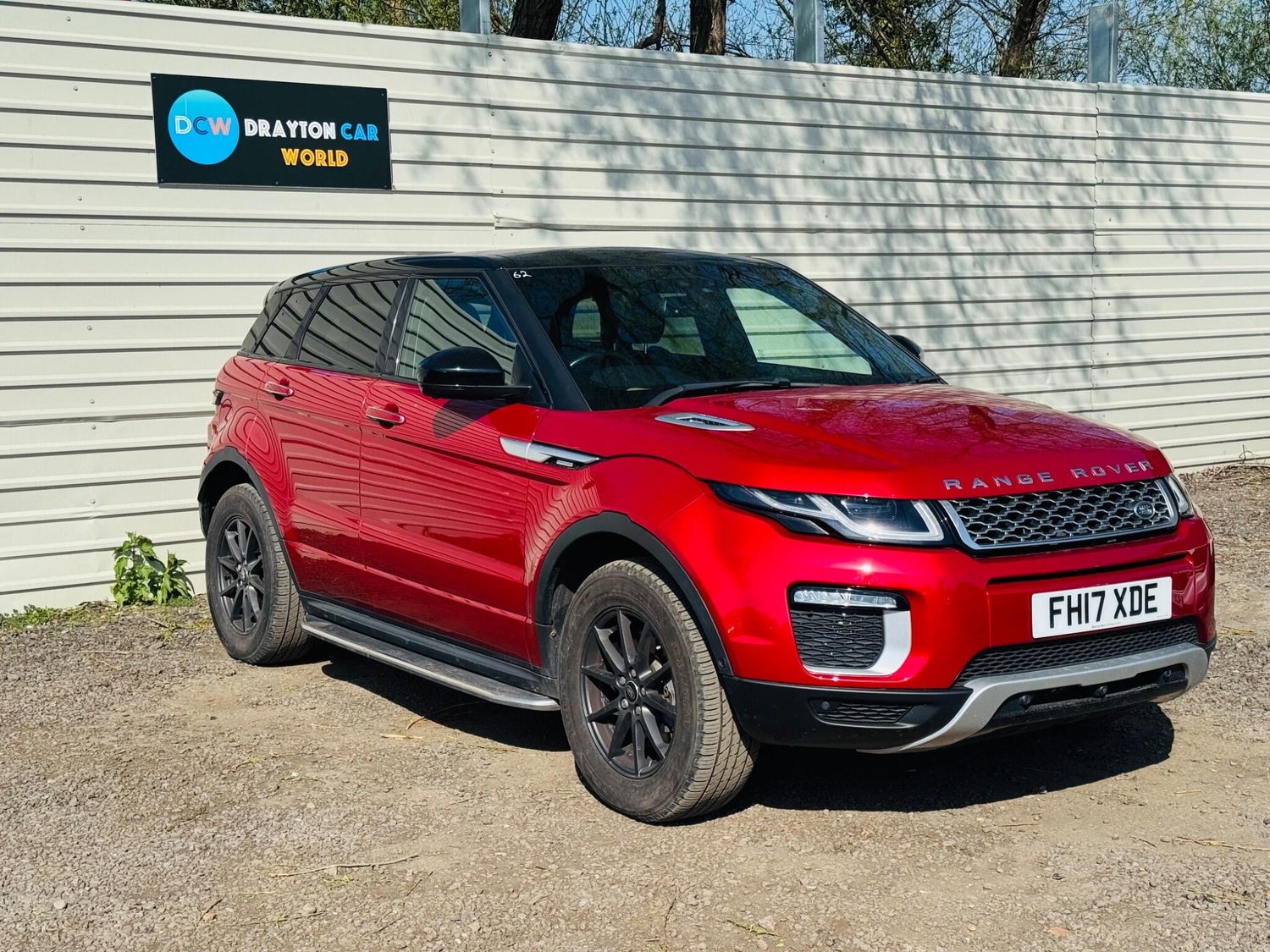 Land Rover Range Rover Evoque 2017 - Cars in Hillingdon