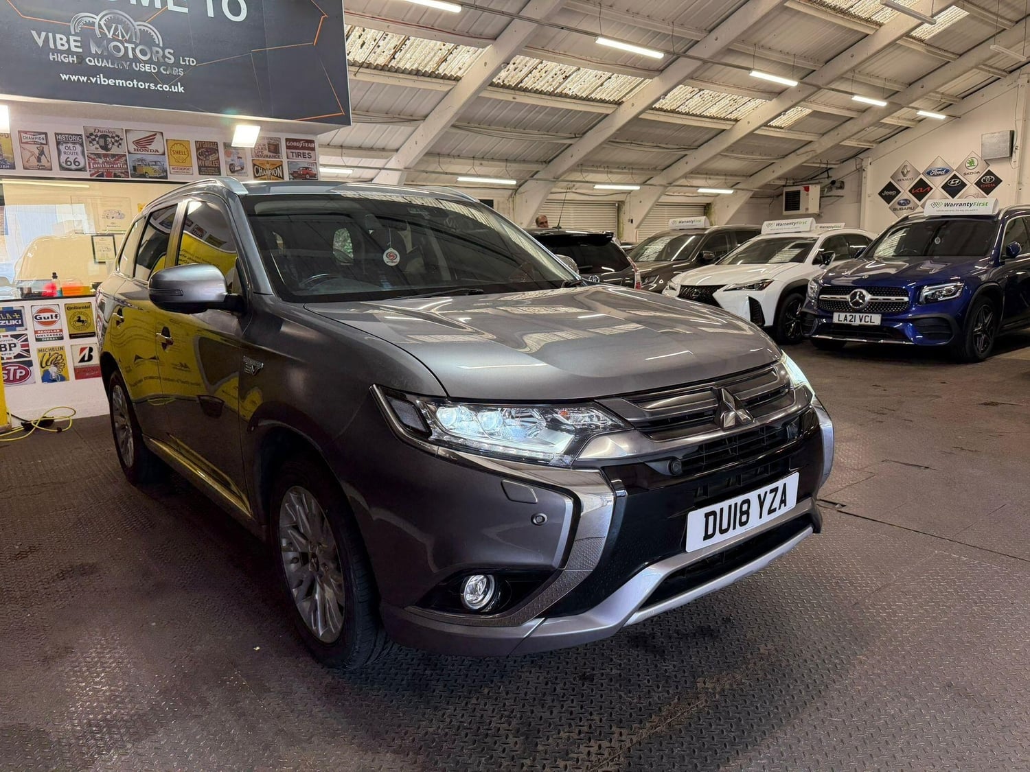 Mitsubishi Outlander 2018 - Cars in Harrow