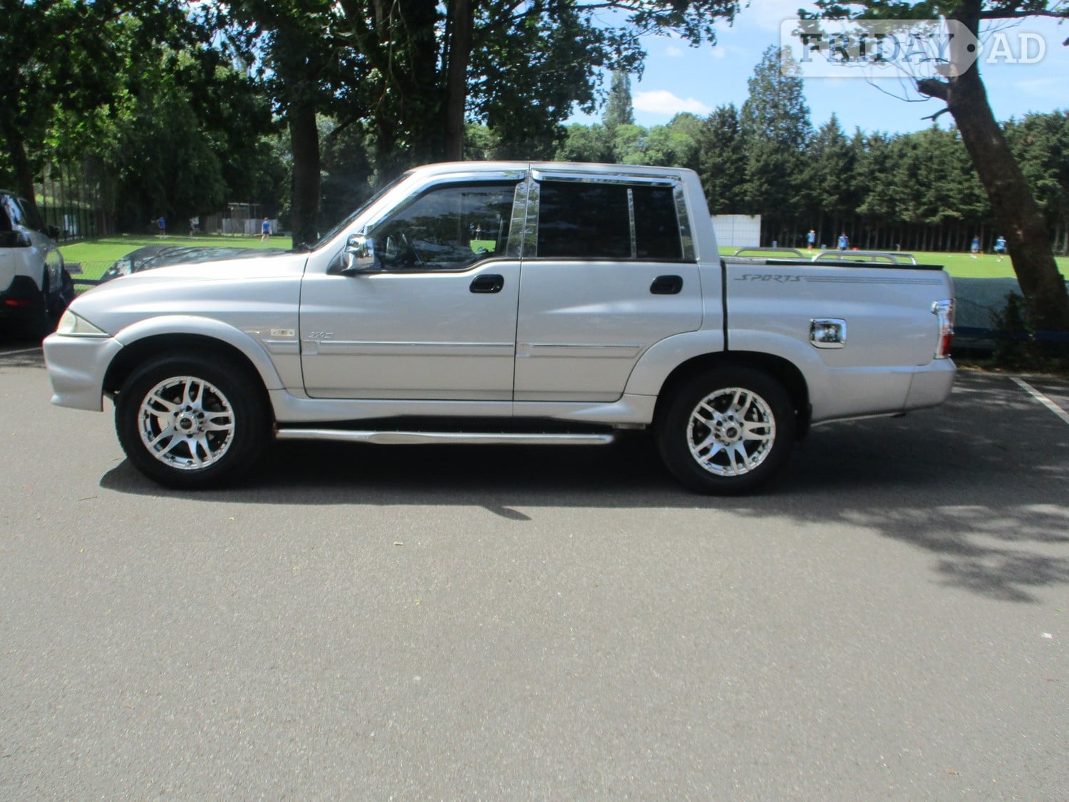Ssangyong Korando Sports 2004 in Uxbridge