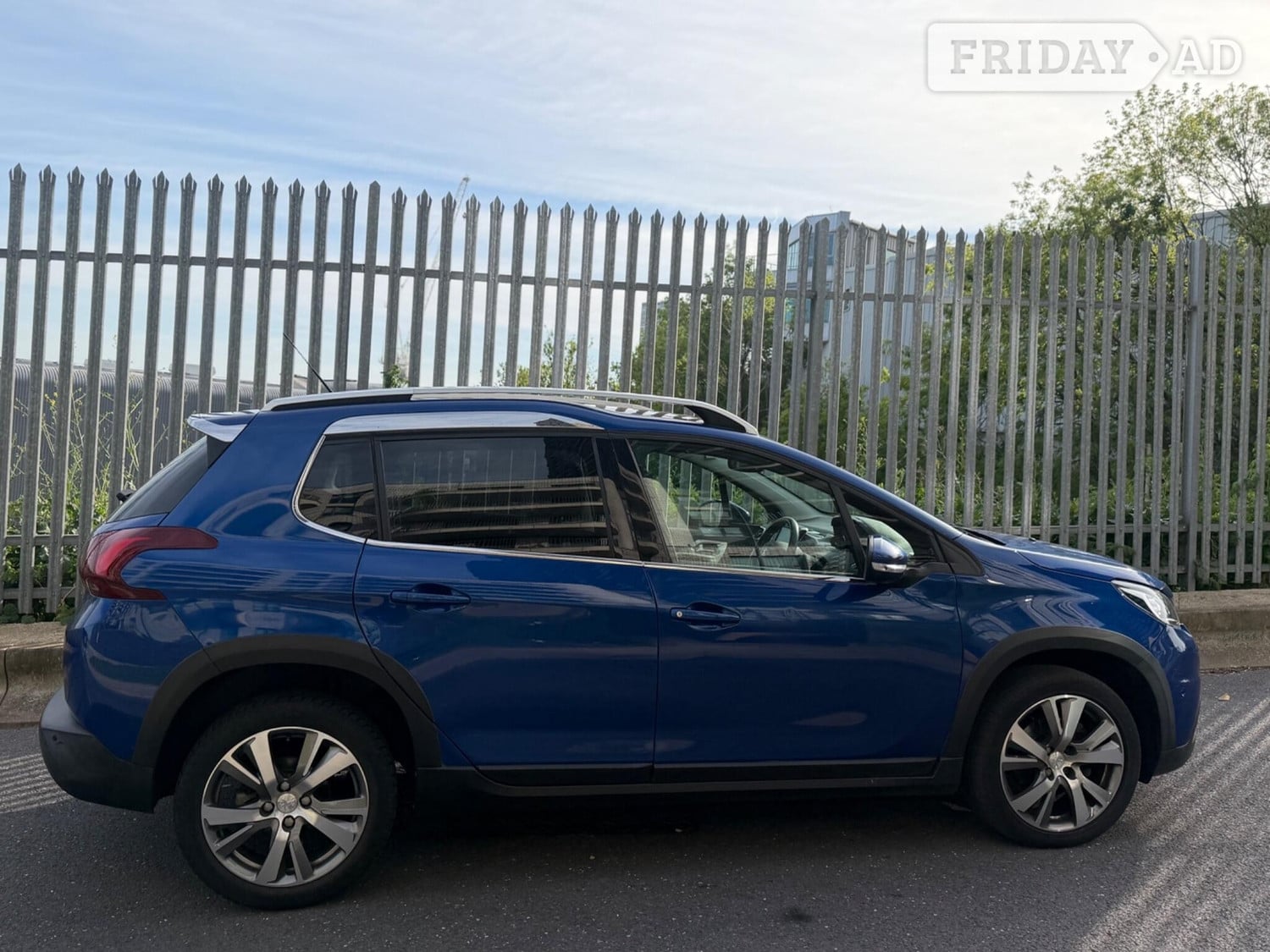 [ berth ]Peugeot 2008