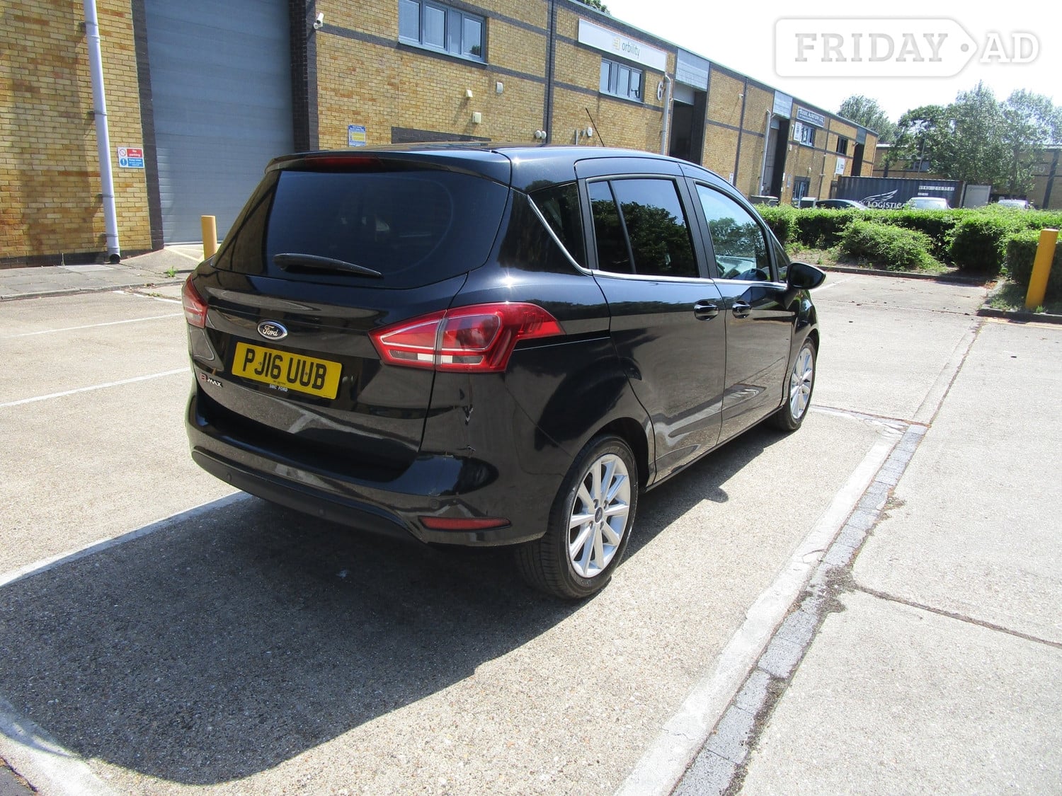 Ford B-MAX 2016 - Cars in Portsmouth