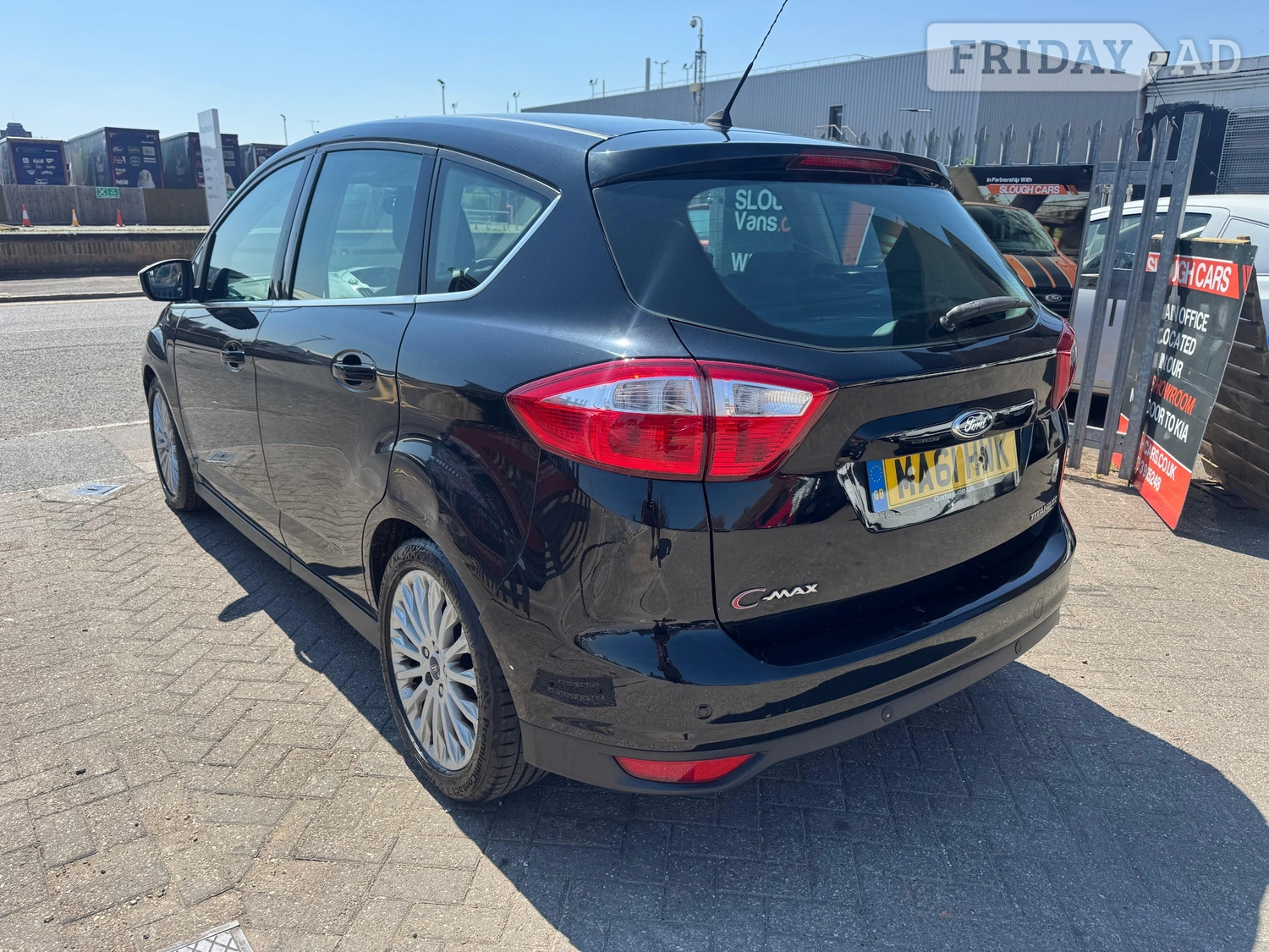[ berth ]Ford C-MAX