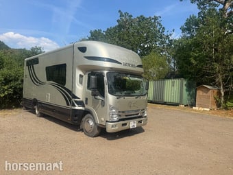 Equi-Trek Endeavour Excel Isuzu Trucks Horsebox