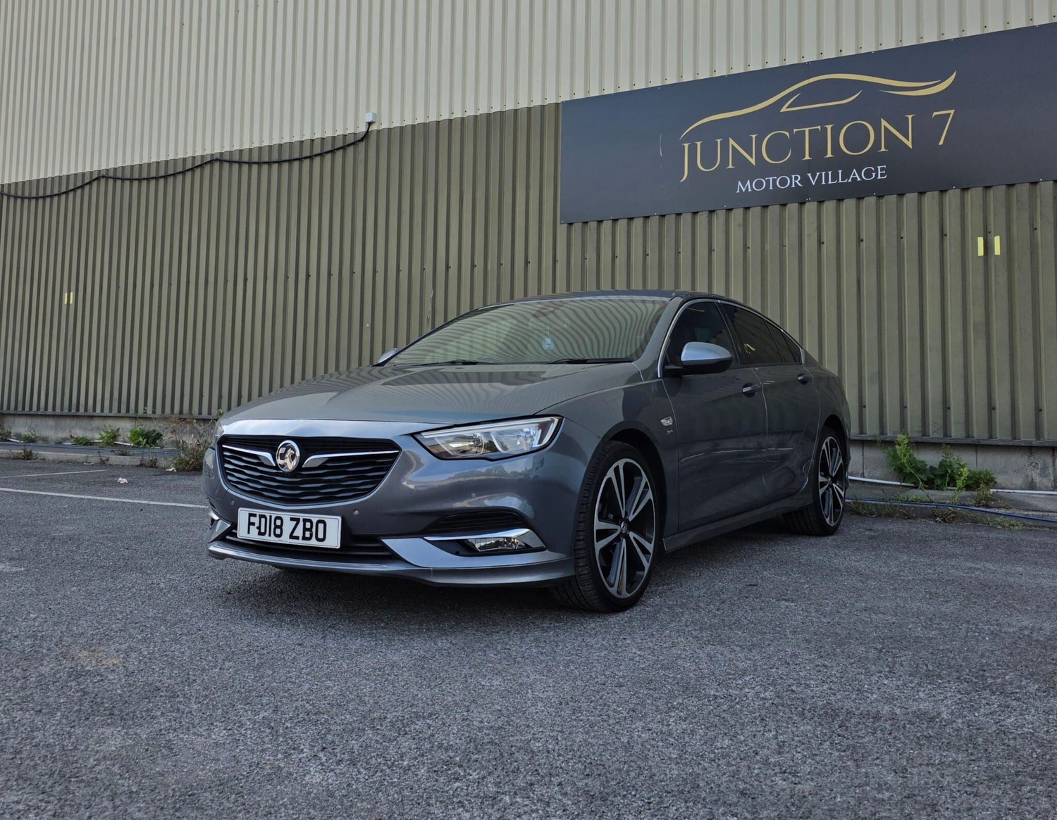 Vauxhall Insignia 2018 - Cars
