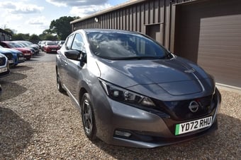 Nissan LEAF 2022