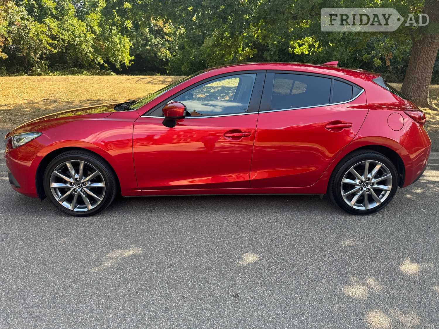Mazda 3 2015 - Cars in Horsham