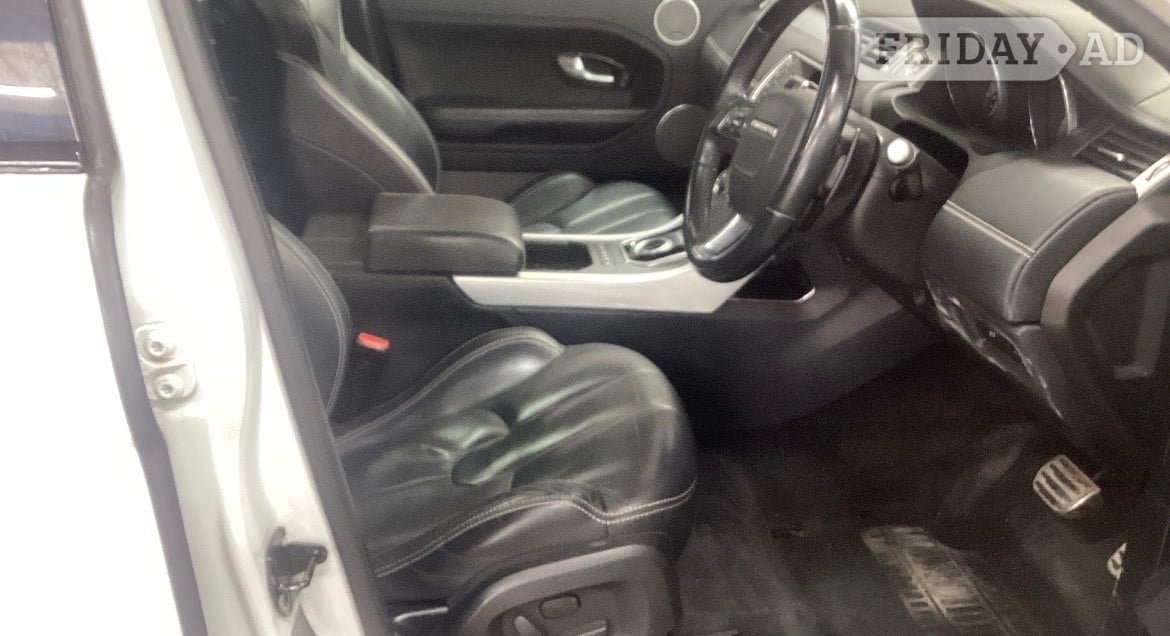 [ berth ]Land Rover Range Rover Evoque