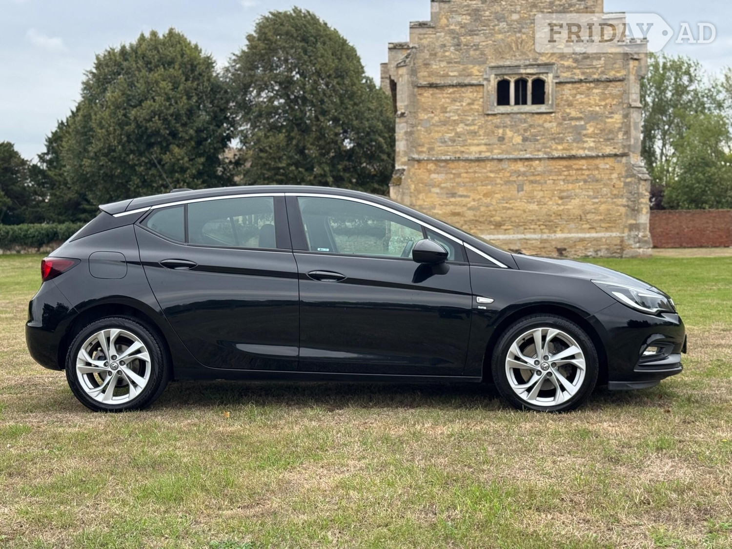 [ berth ]Vauxhall Astra