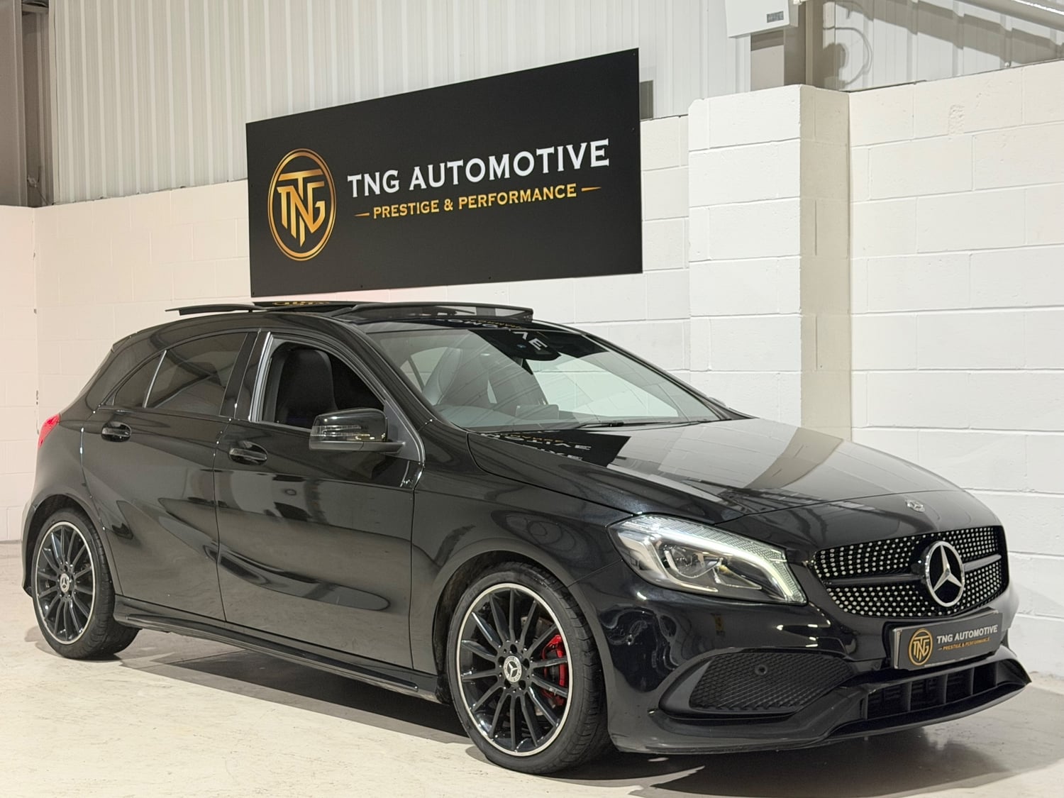 [ berth ]Mercedes-Benz A Class