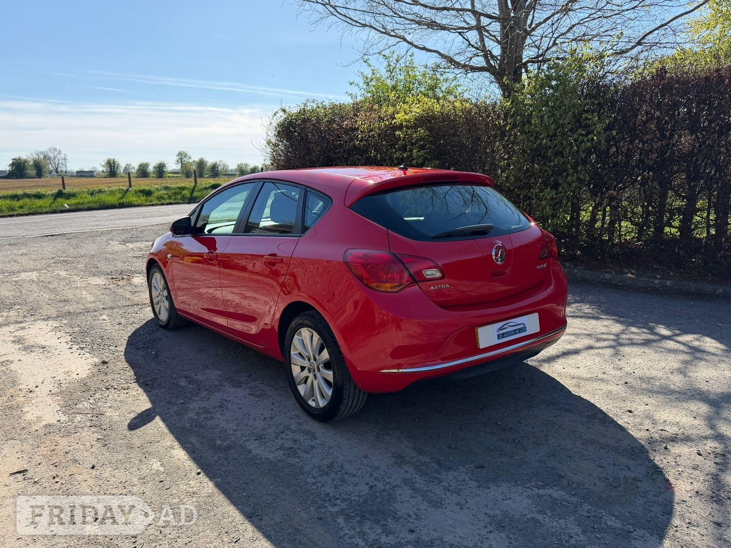 Vauxhall Astra 2013 - Cars