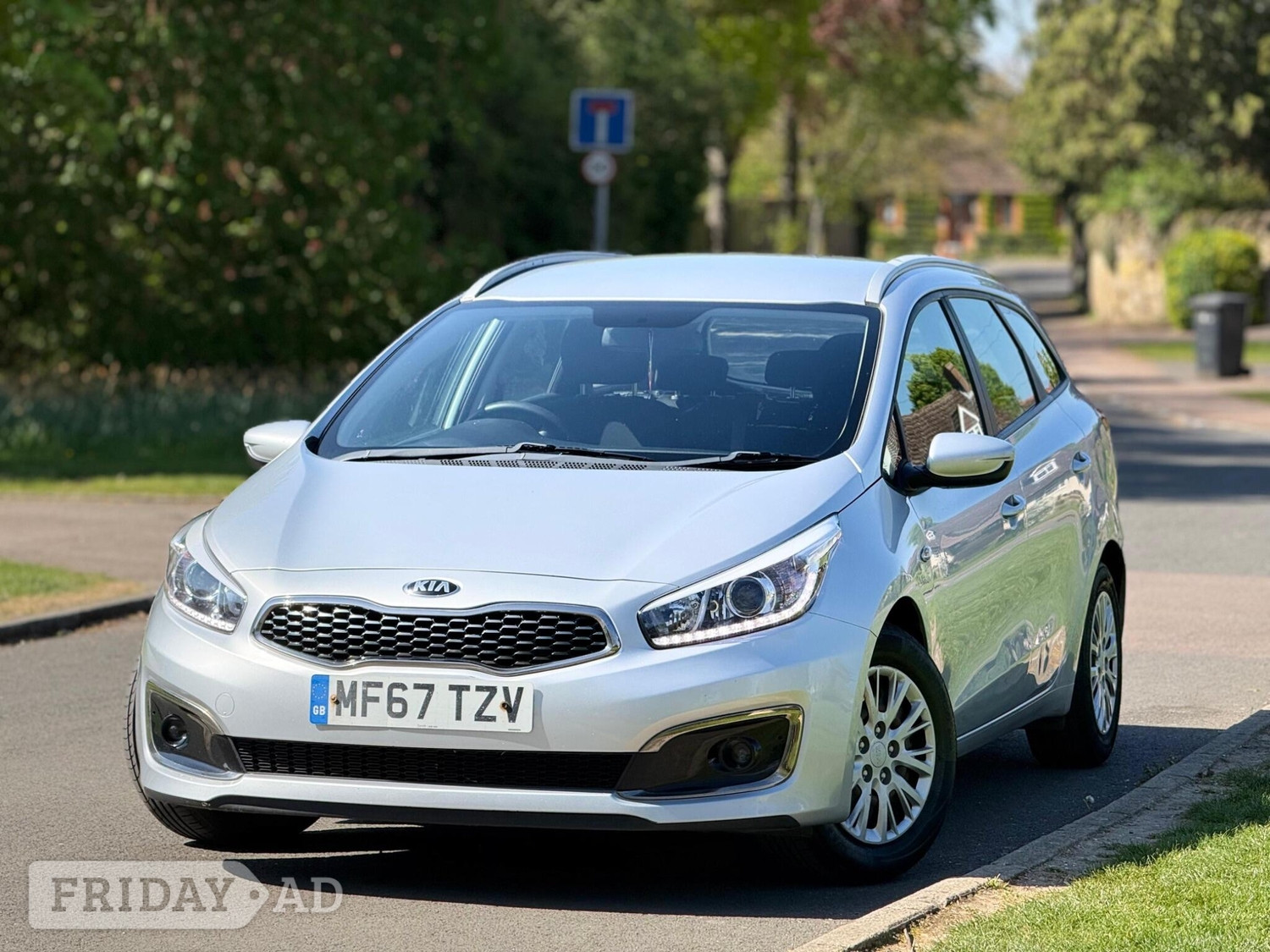 [ berth ]Kia Ceed