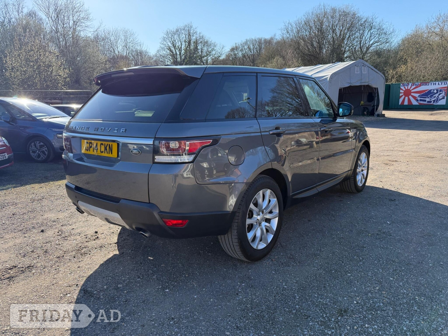 [ berth ]Land Rover Range Rover Sport