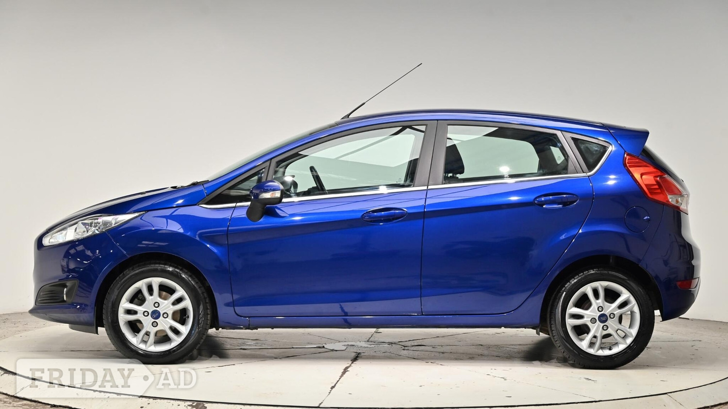 [ berth ]Ford Fiesta