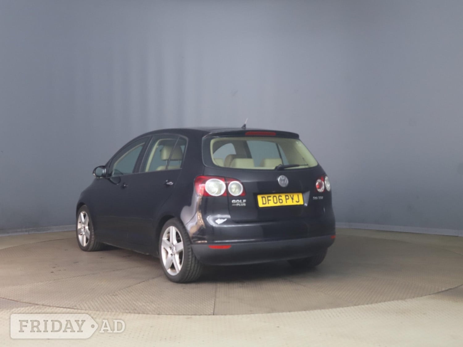 [ berth ]Volkswagen Golf Plus