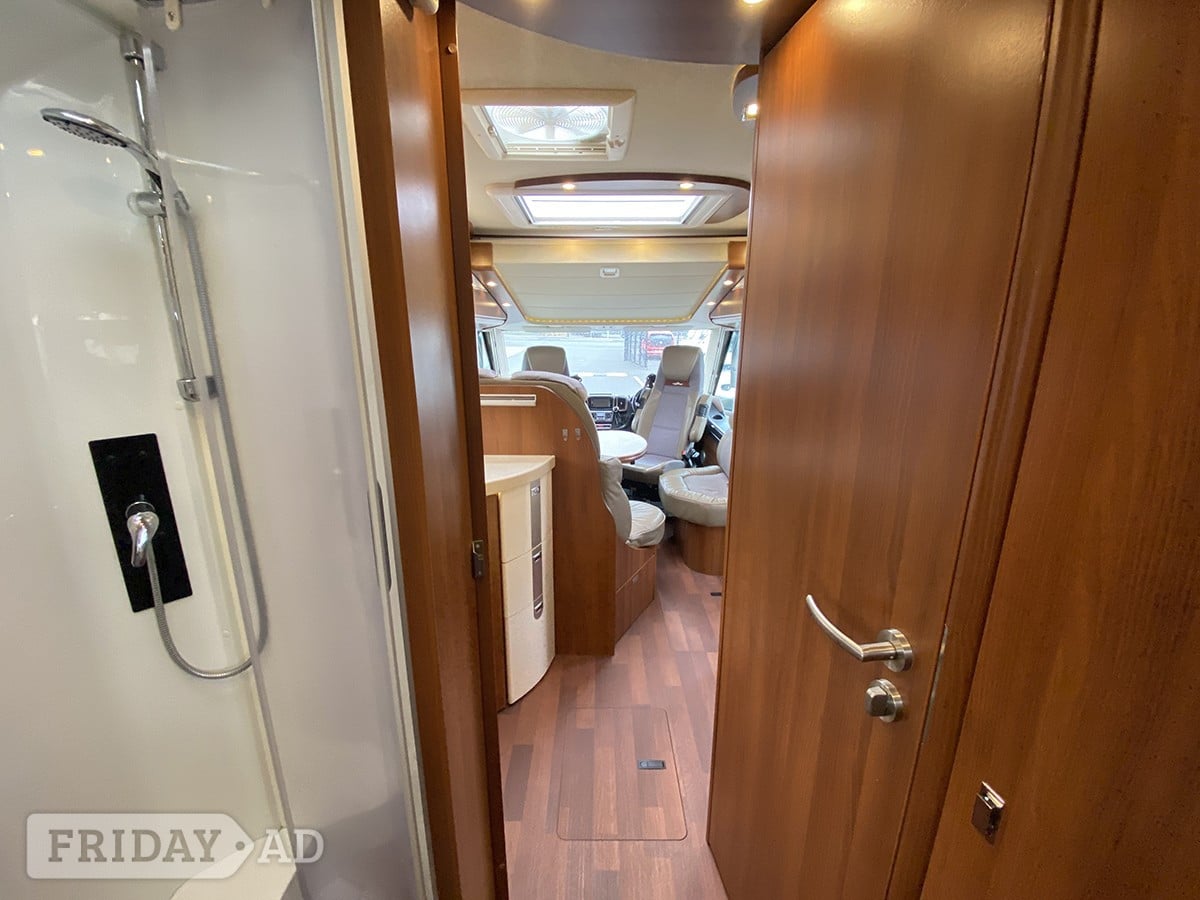 [4 berth ]Carthago Chic C-Line I 5.0 QB Superior