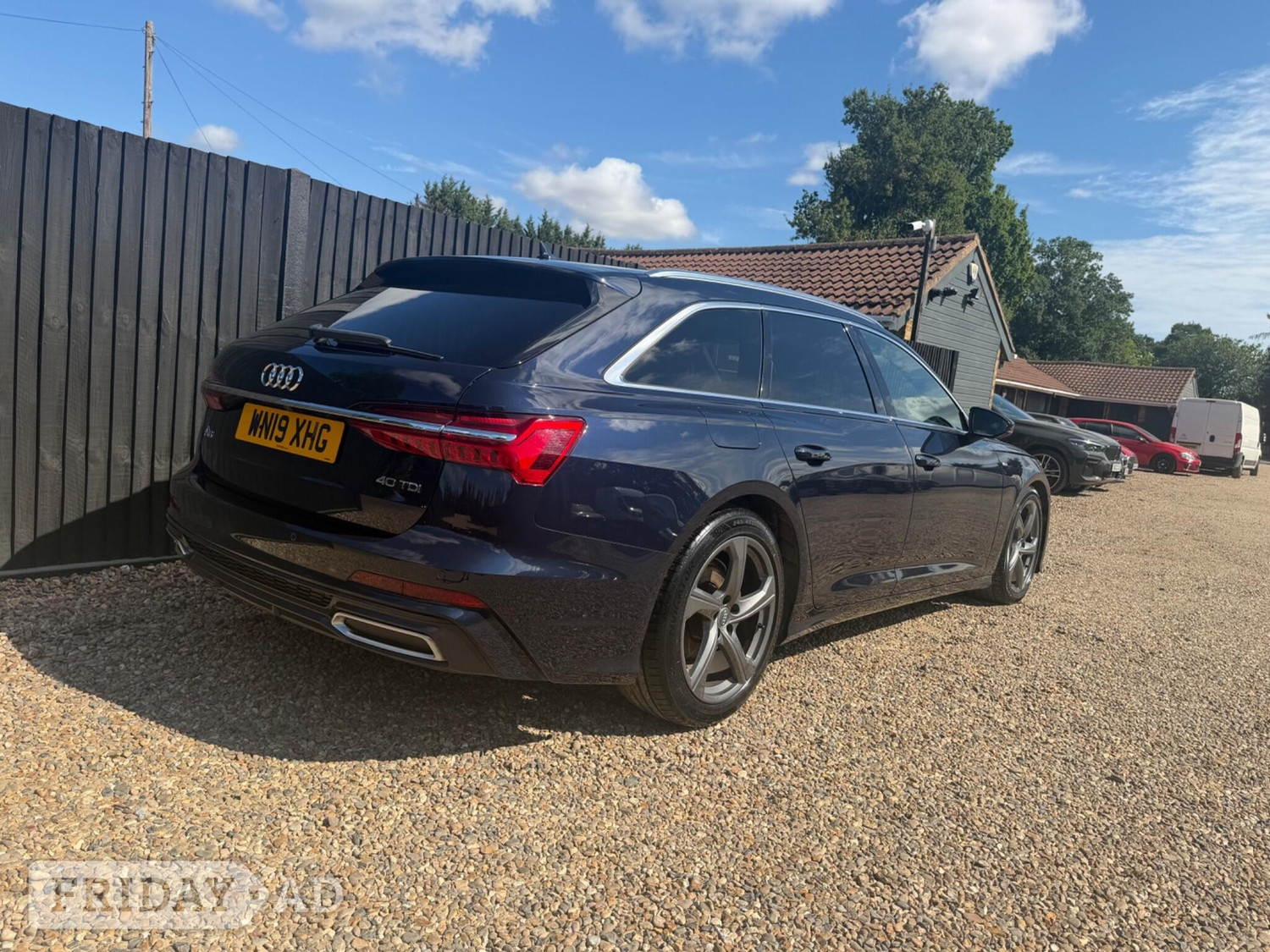 Audi A6 Avant 2019 - Cars in Addlestone