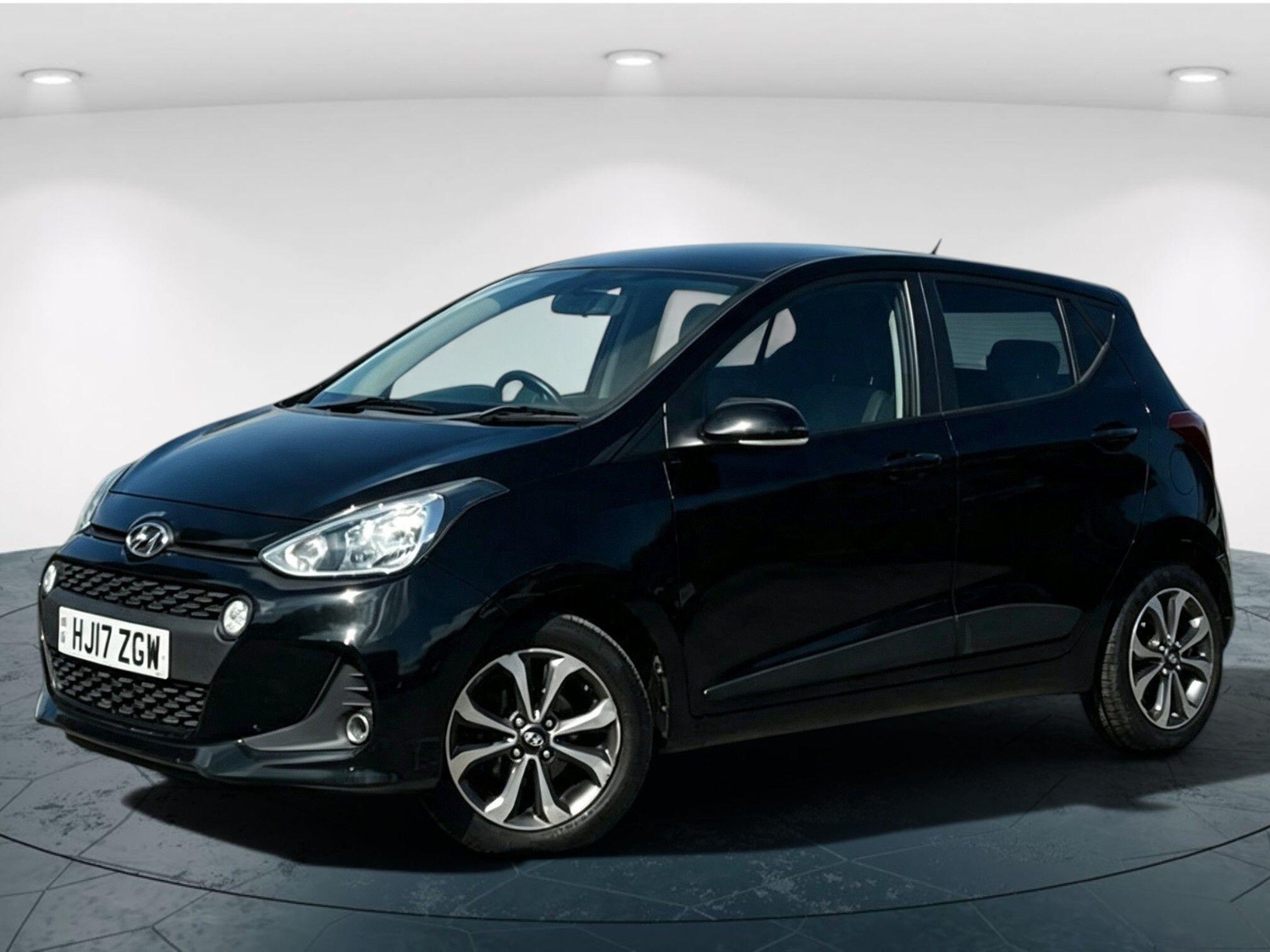 Hyundai i10 2017 - Cars in Walsall