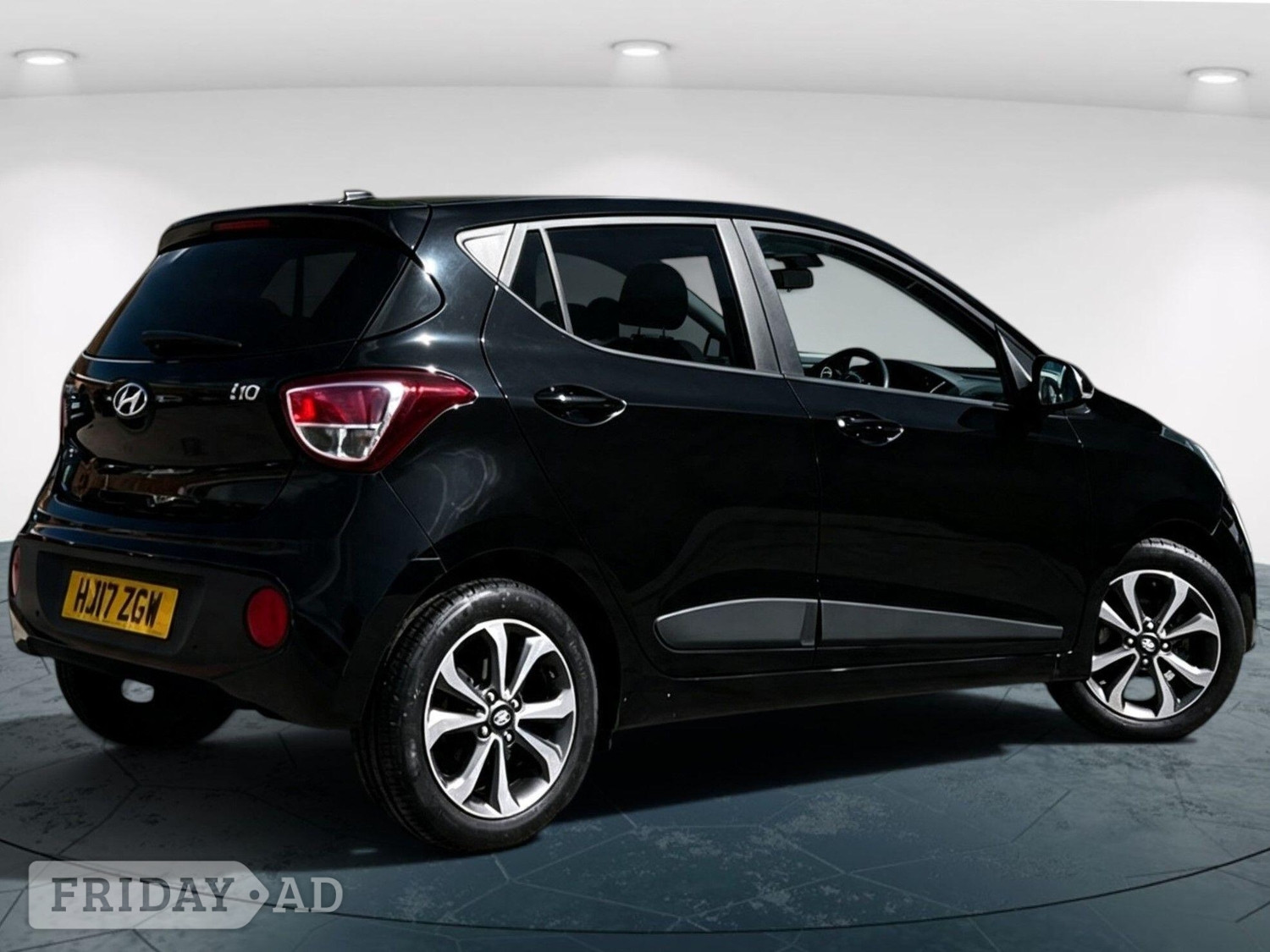 Hyundai i10 2017 - Cars in Walsall