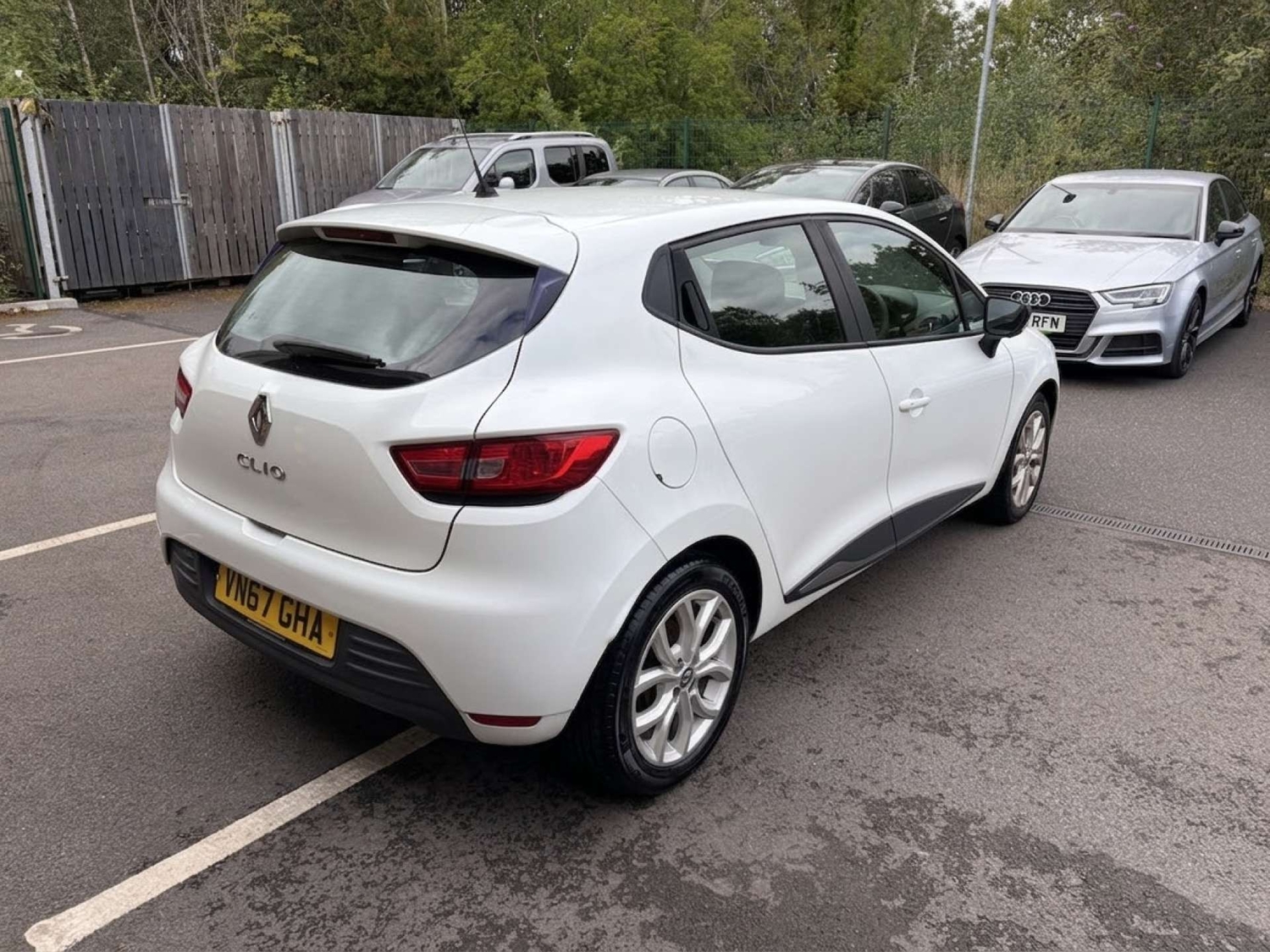 Renault Clio 2017 - Cars