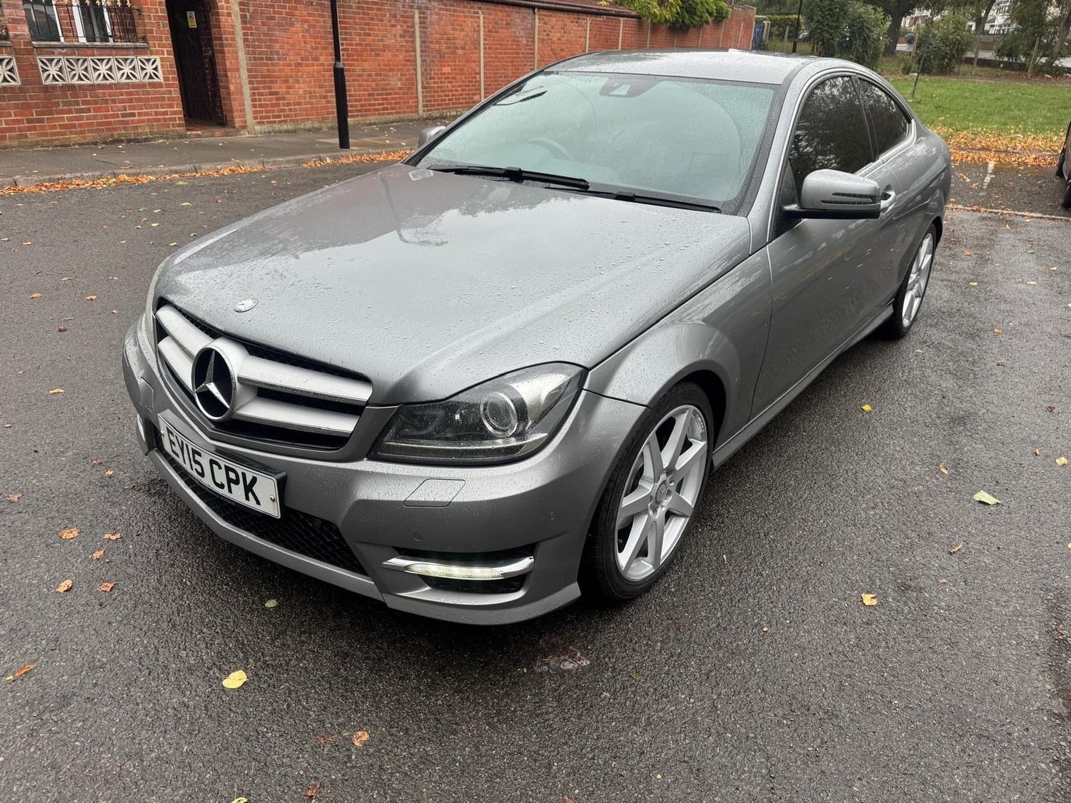 [ berth ]Mercedes-Benz C Class