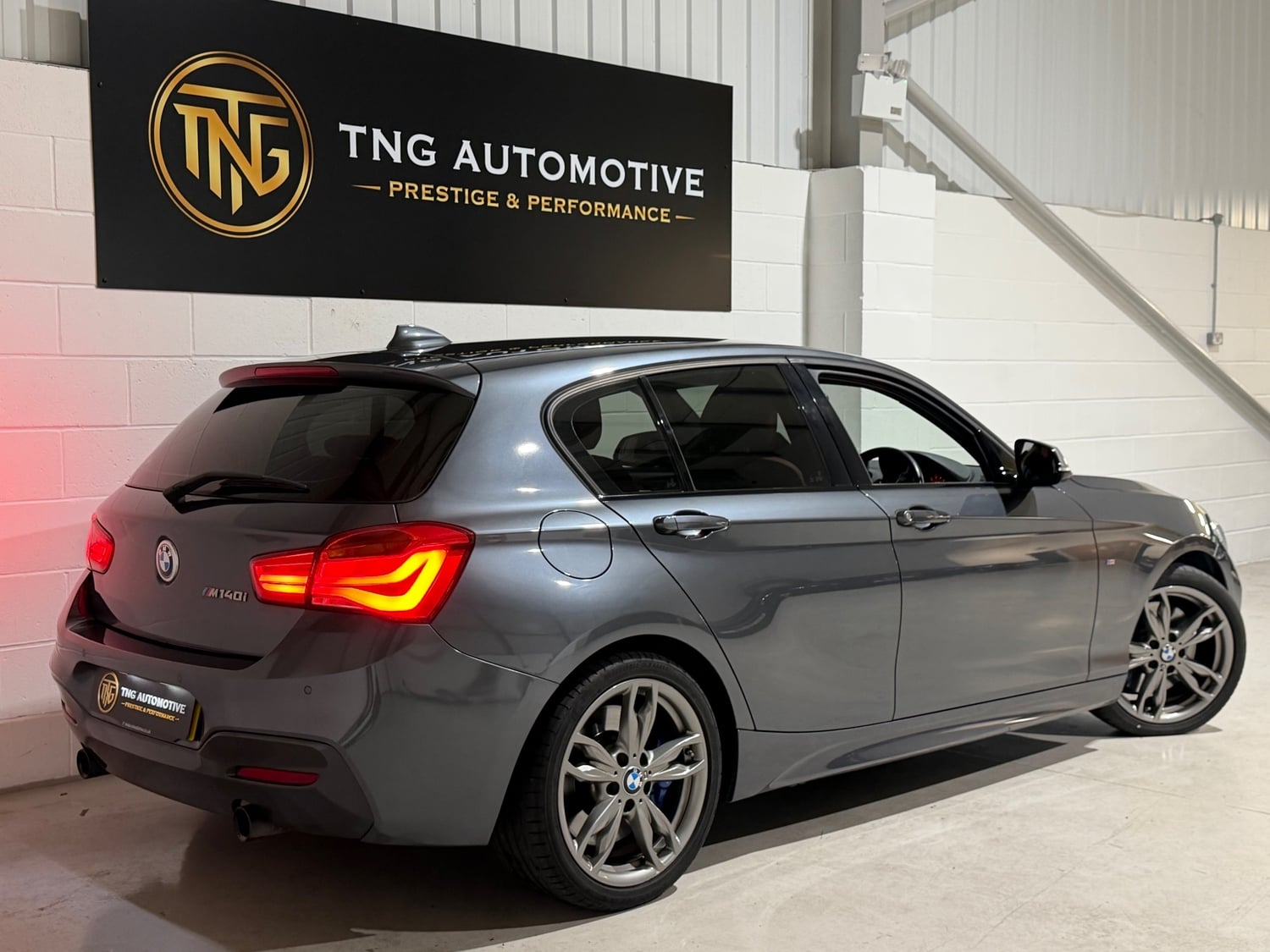 [ berth ]BMW 1 Series