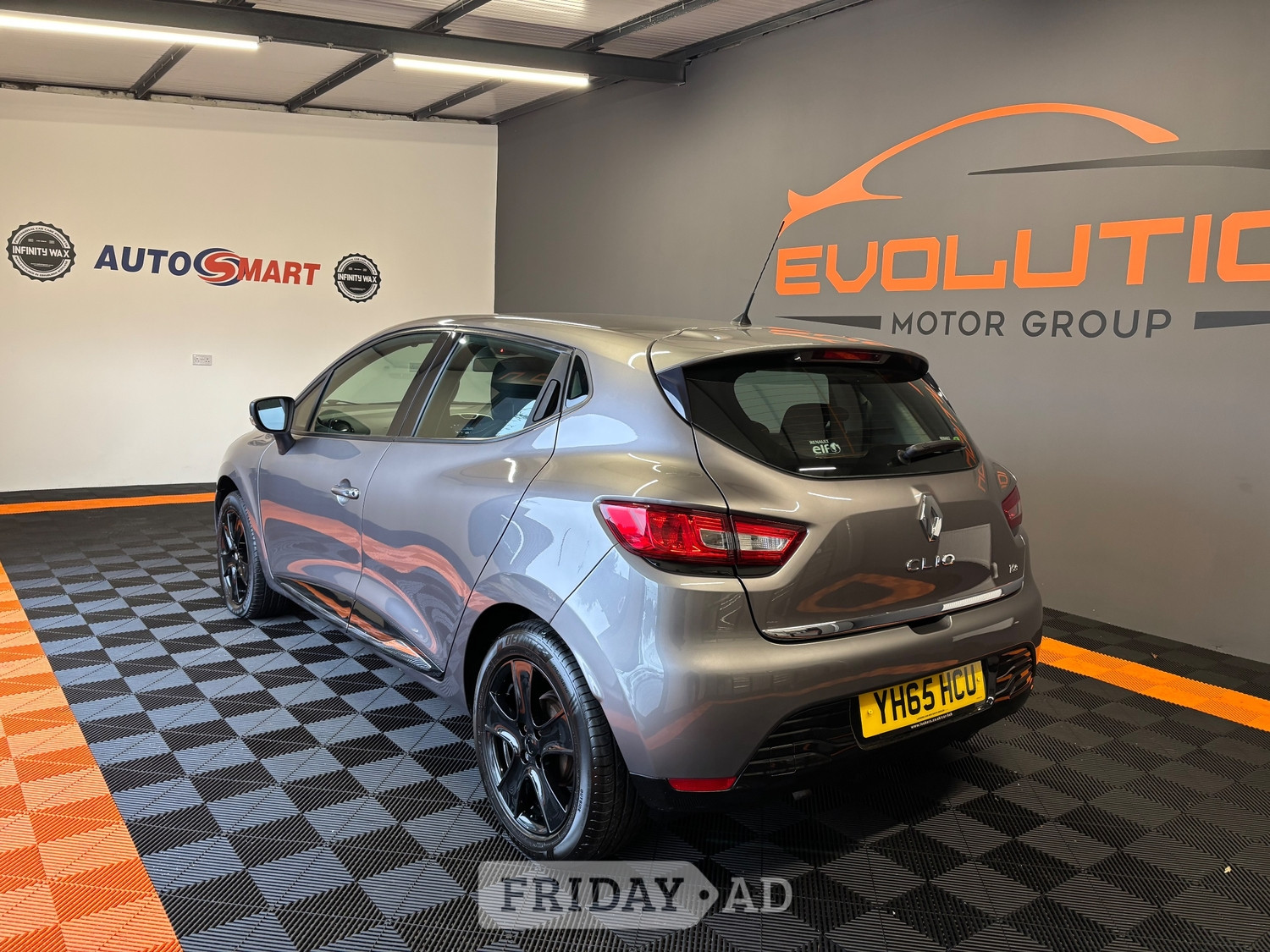 [ berth ]Renault Clio