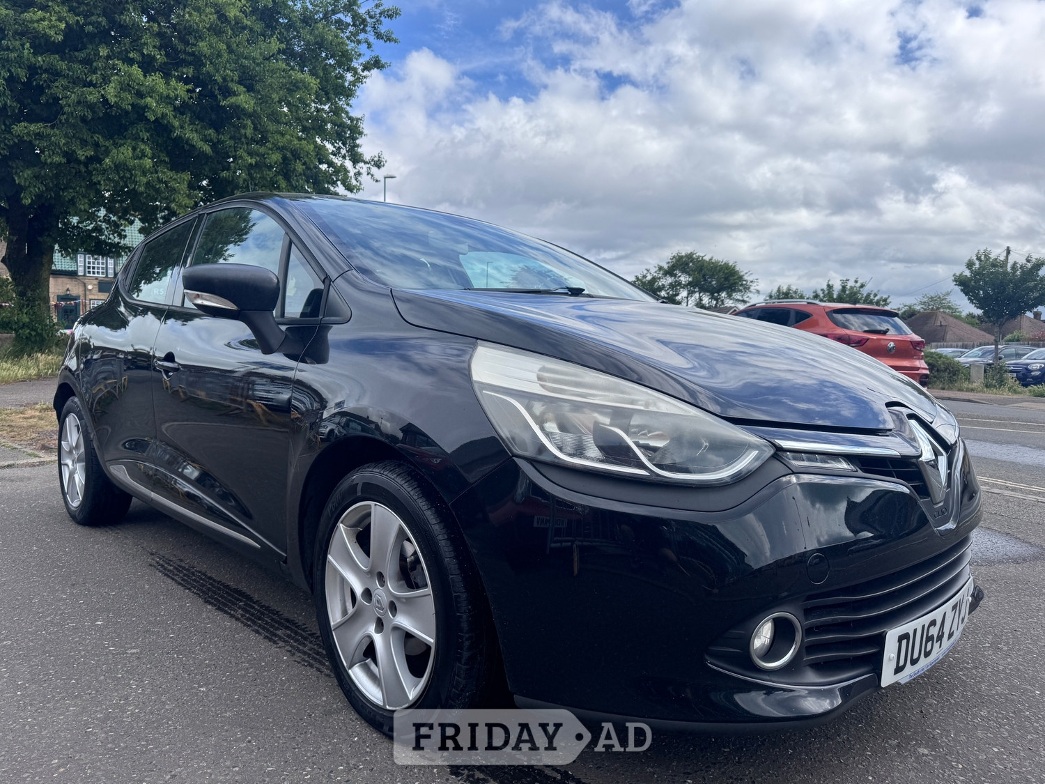 Renault Clio 2014 - Cars in Lancing
