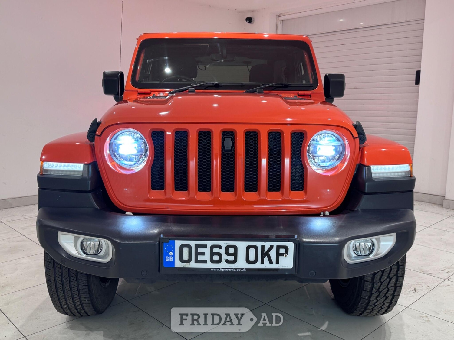 Jeep Wrangler 2020 - Cars