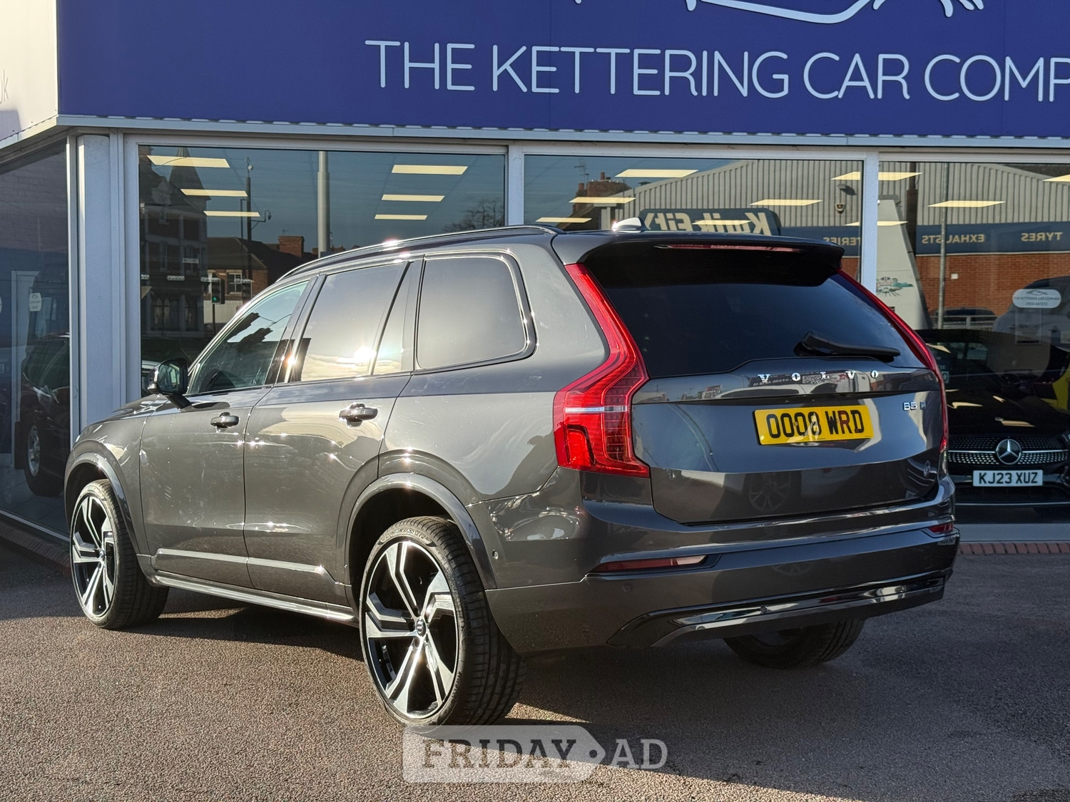 Volvo XC90 2022 - Cars in Kettering