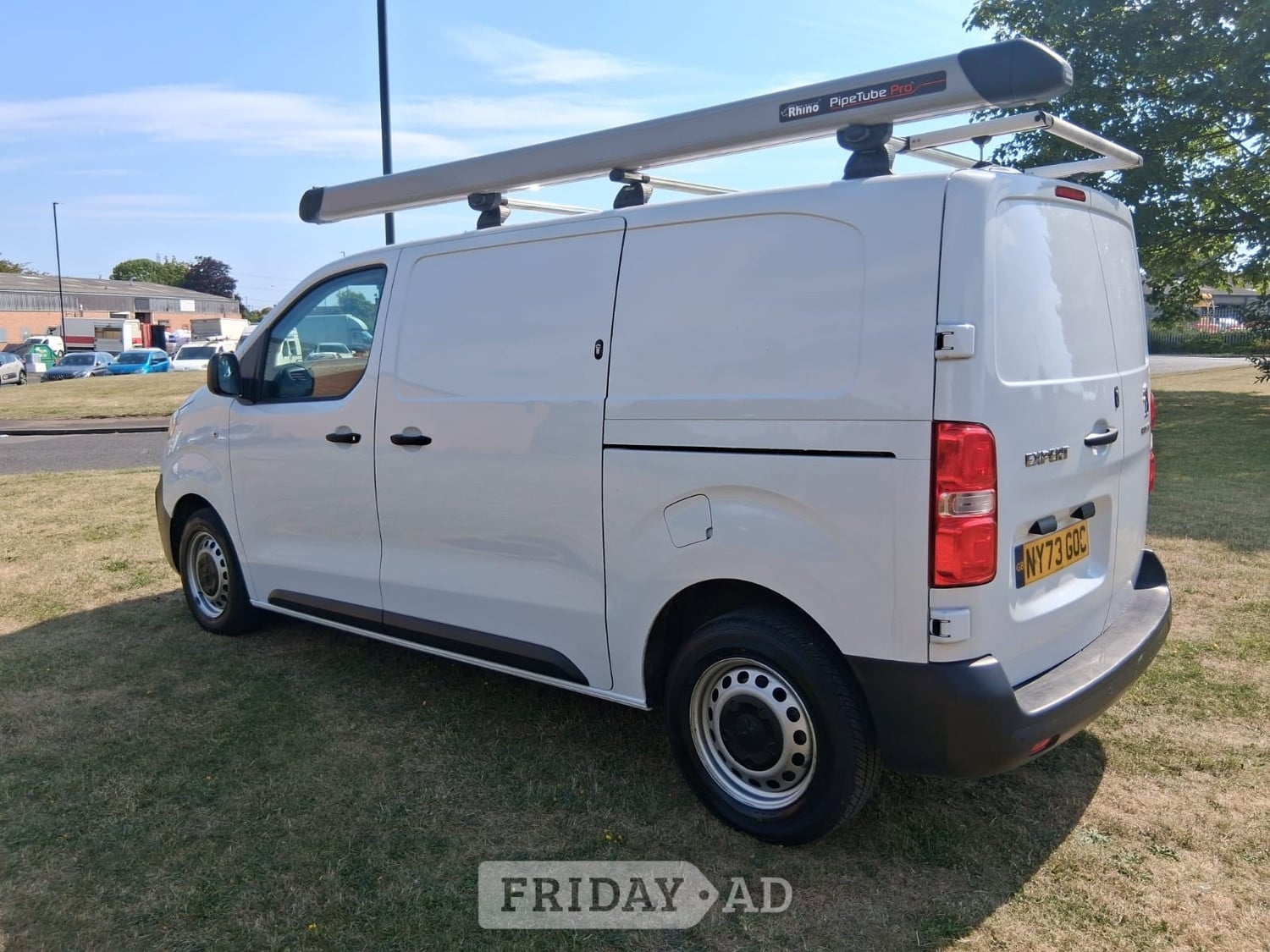 [ berth ]Peugeot Expert