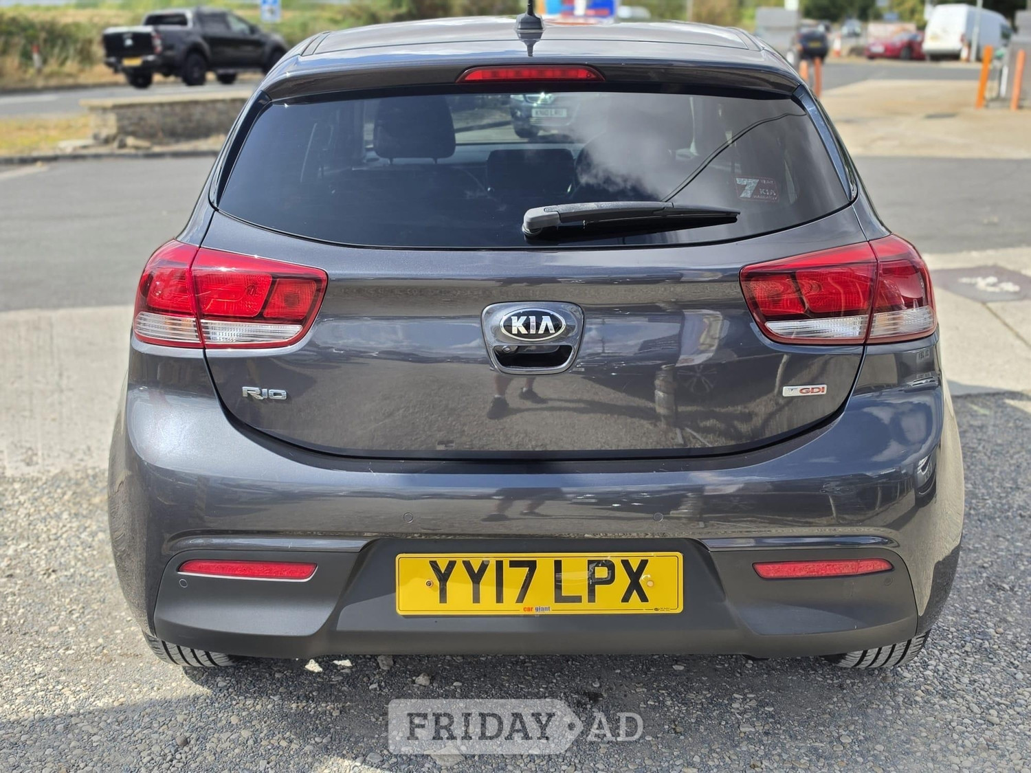 Kia Rio 2017 - Cars in Burford