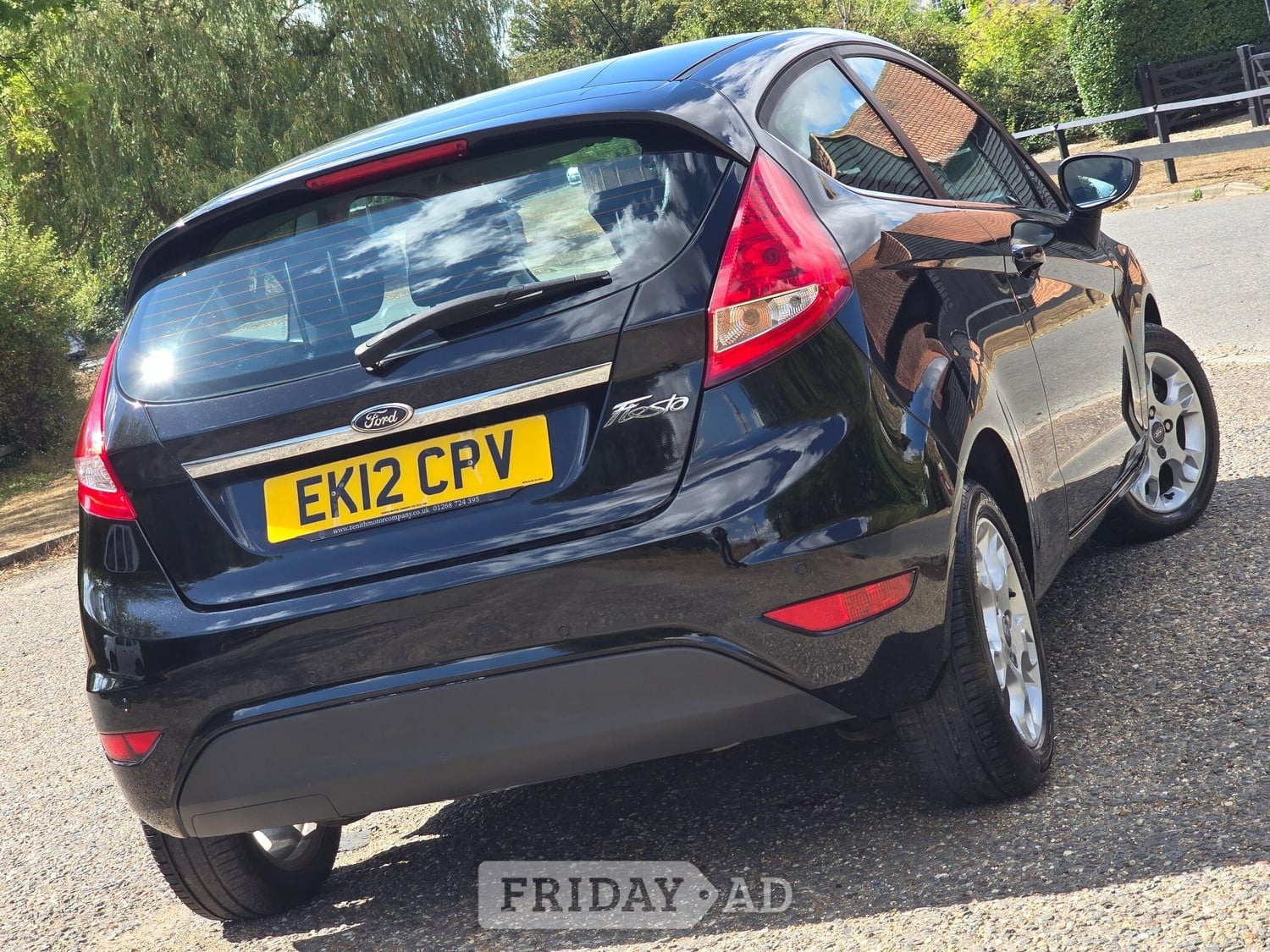 [ berth ]Ford Fiesta