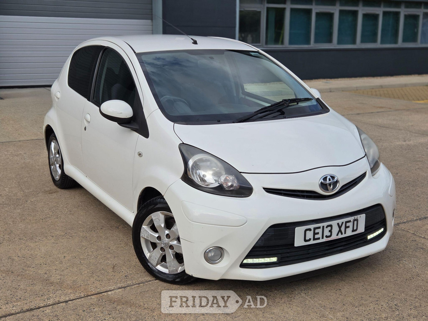 Toyota Aygo 2013 - Cars