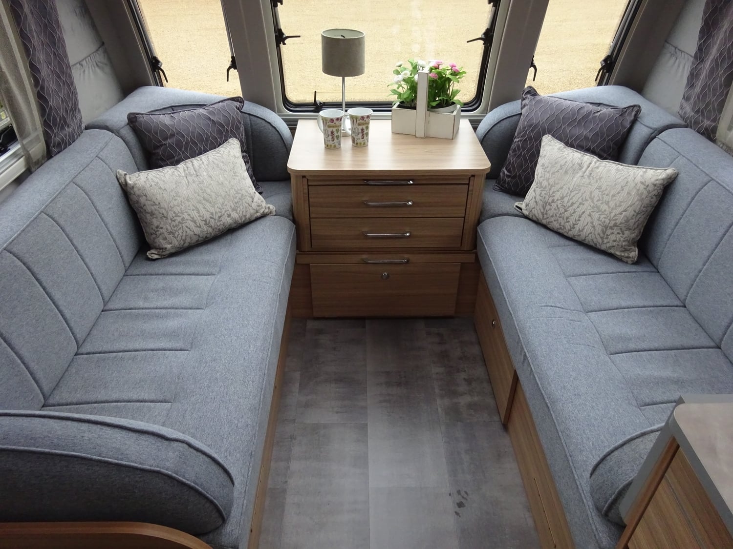 Bailey Unicorn 2023 - Motorhomes & Caravans