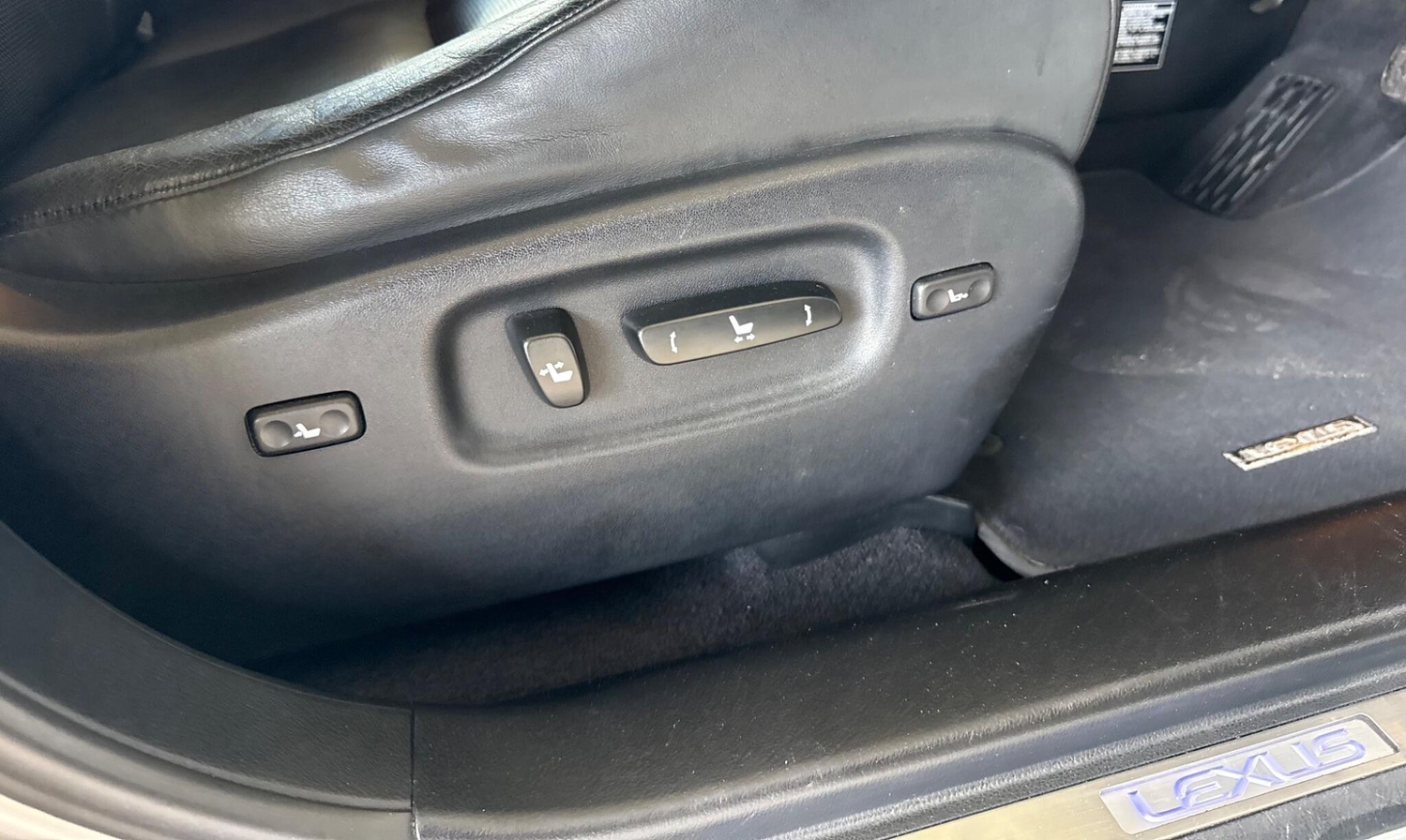 Lexus RX 2010 - Cars